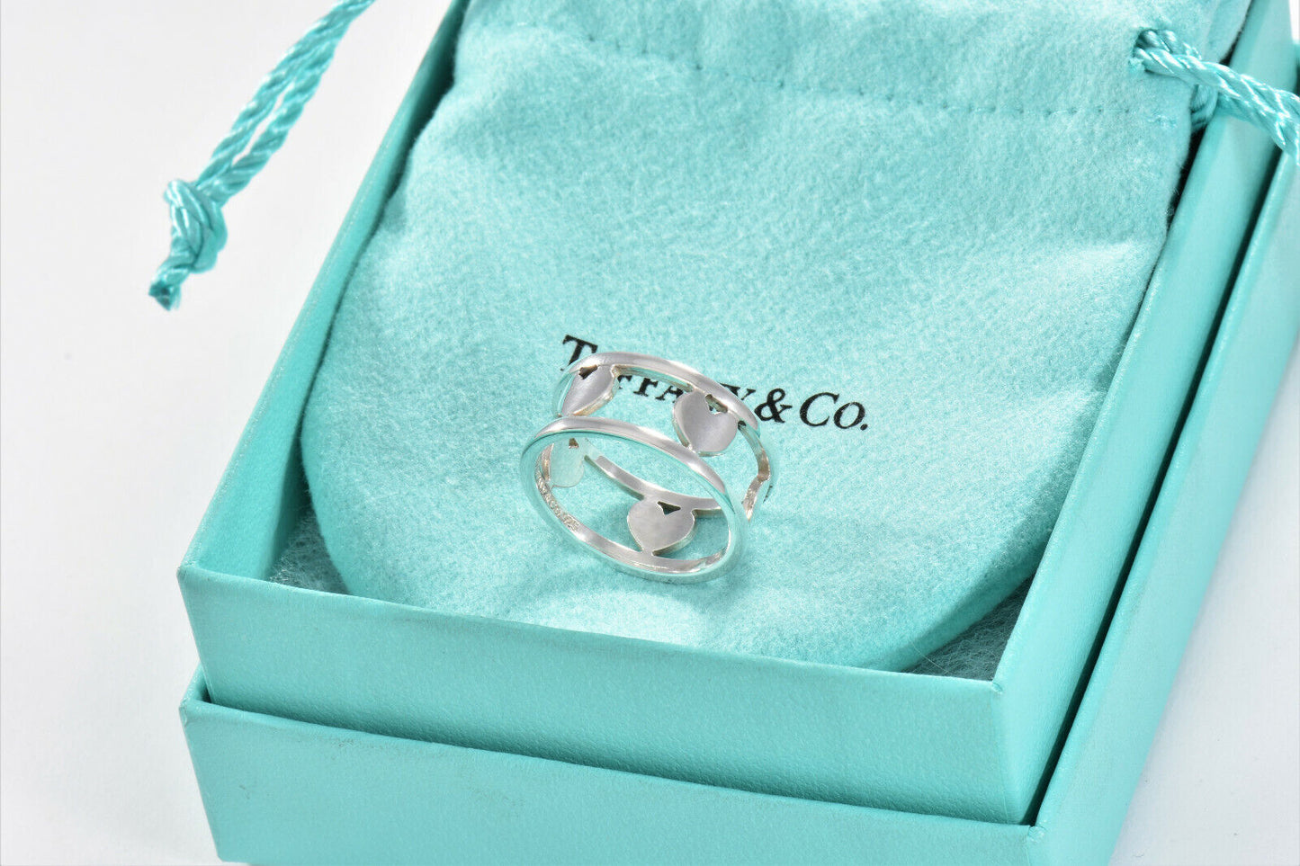 Tiffany & Co Sterling Silver 5 Heart Emblem Stencil Ring Size 7 in Pouch Modern