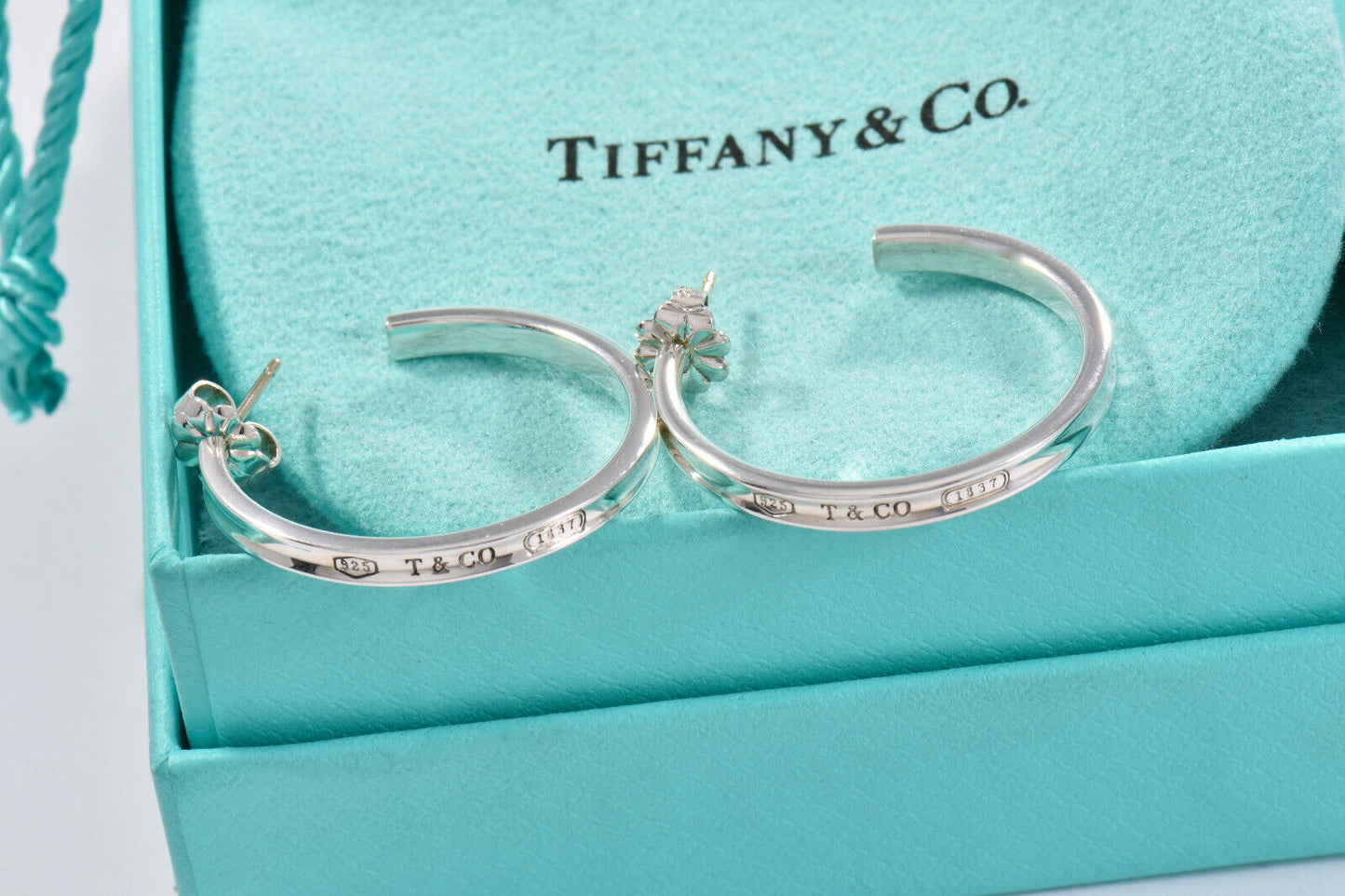 Tiffany & Co Sterling Silver 1837 28mm Medium Hoop Earrings in Box Narrow Rare