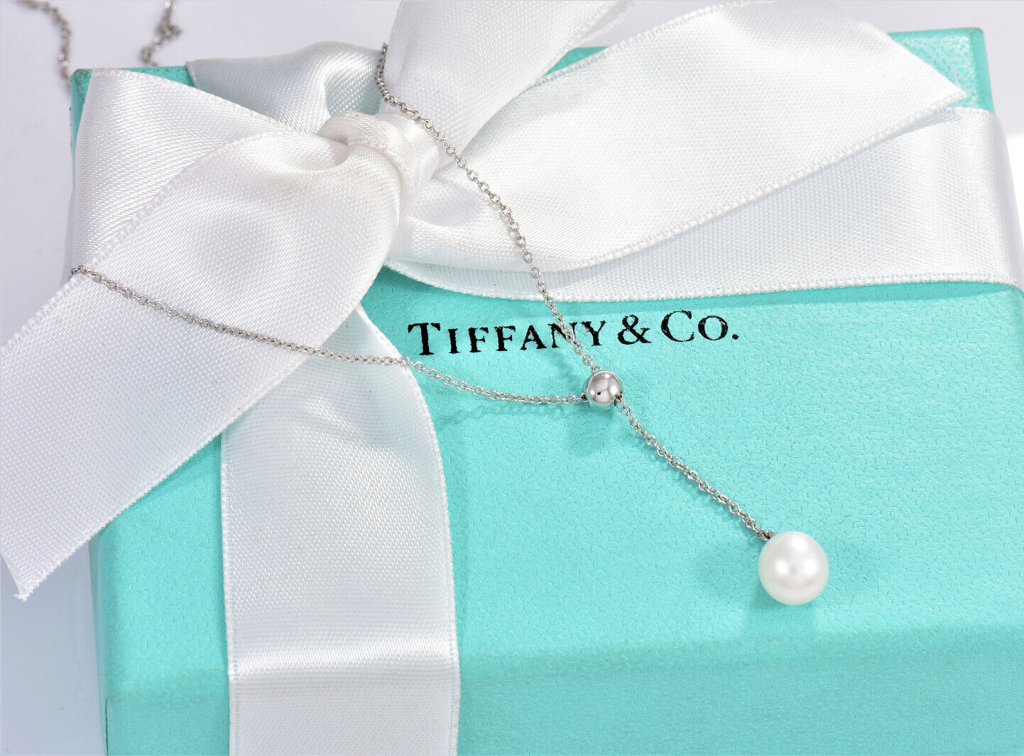 Tiffany & Co 18K White Gold Bead Pearl Drop Pendant Dangle Necklace in Box Pouch