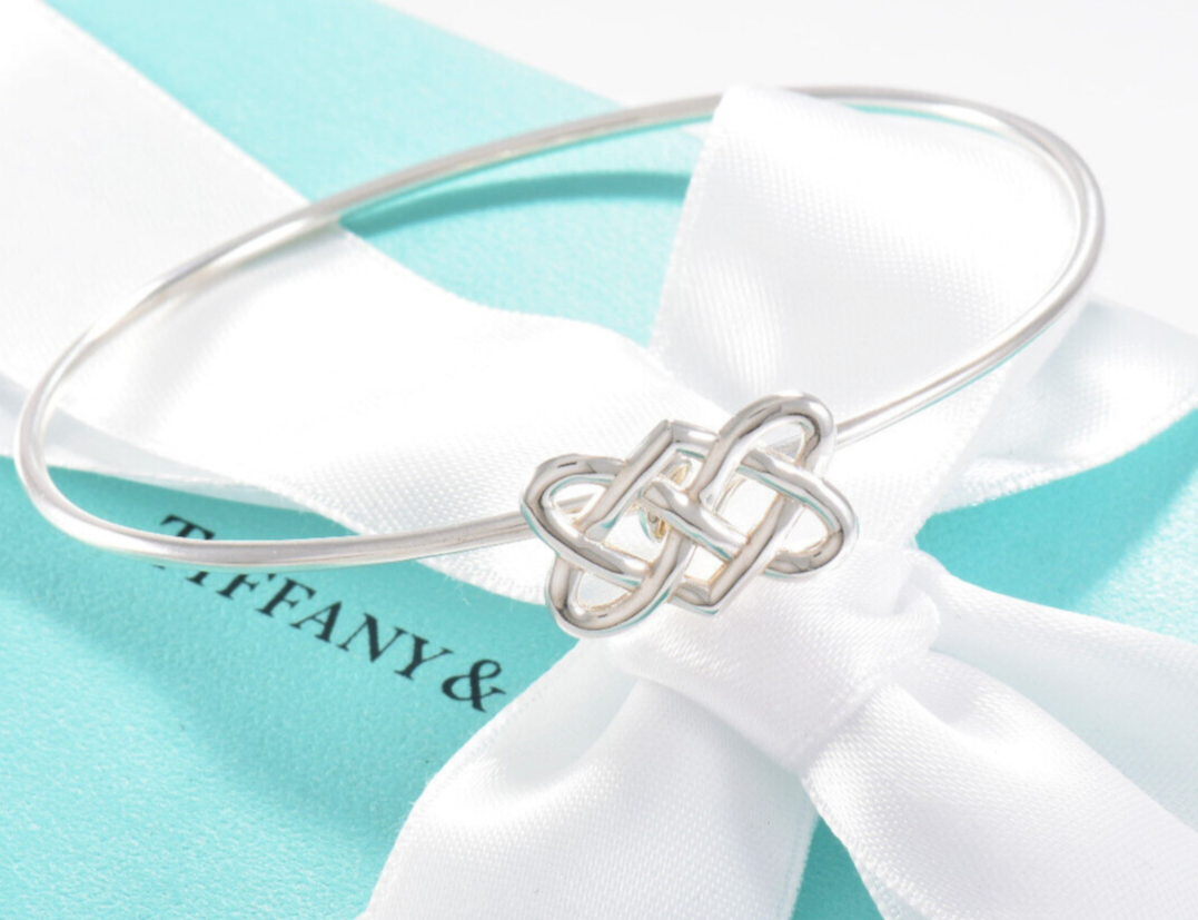 Tiffany & Co Silver Paloma Picasso Celtic Knot Hook 7" Bracelet in Pouch Bangle