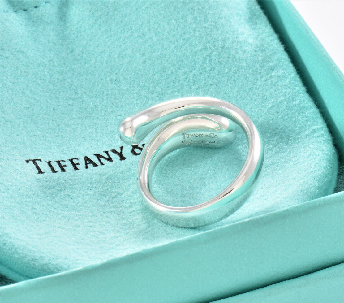 Tiffany & Co Sterling Silver Elsa Peretti Teardrop Ring Size 6.5 in Pouch Lovely