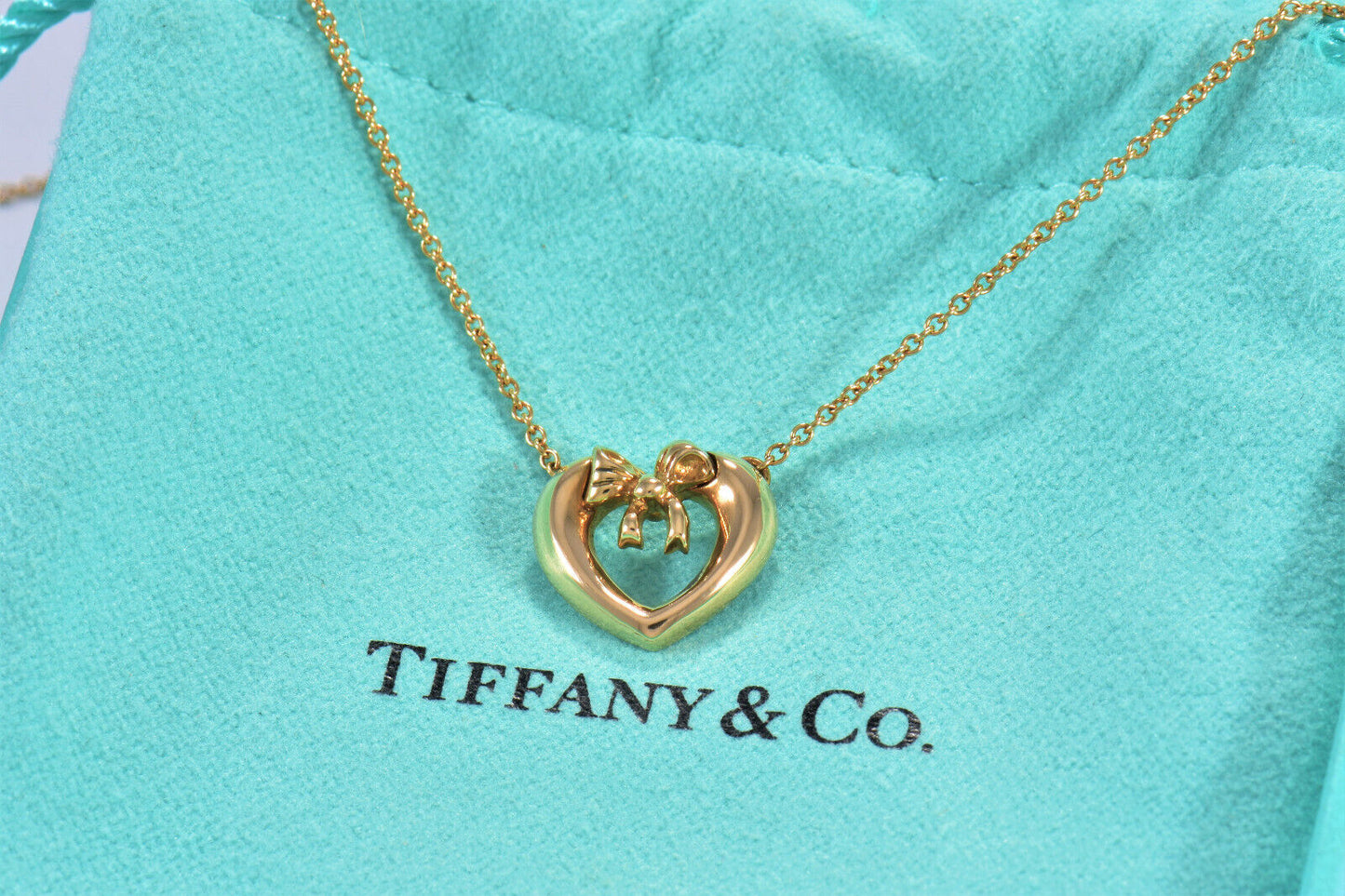 Vintage Quality Tiffany & Co 18K Gold Heart Bow 16.5" Necklace in Box Pouch Rare