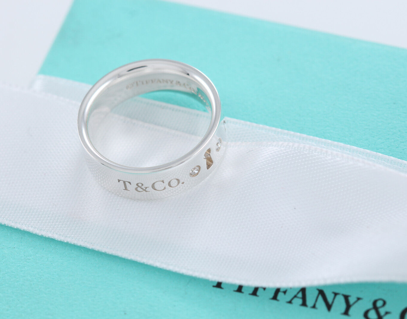 Tiffany & Co Sterling Silver Two Diamond Keyhole Lock Ring Size 5.5 Pouch Lovely