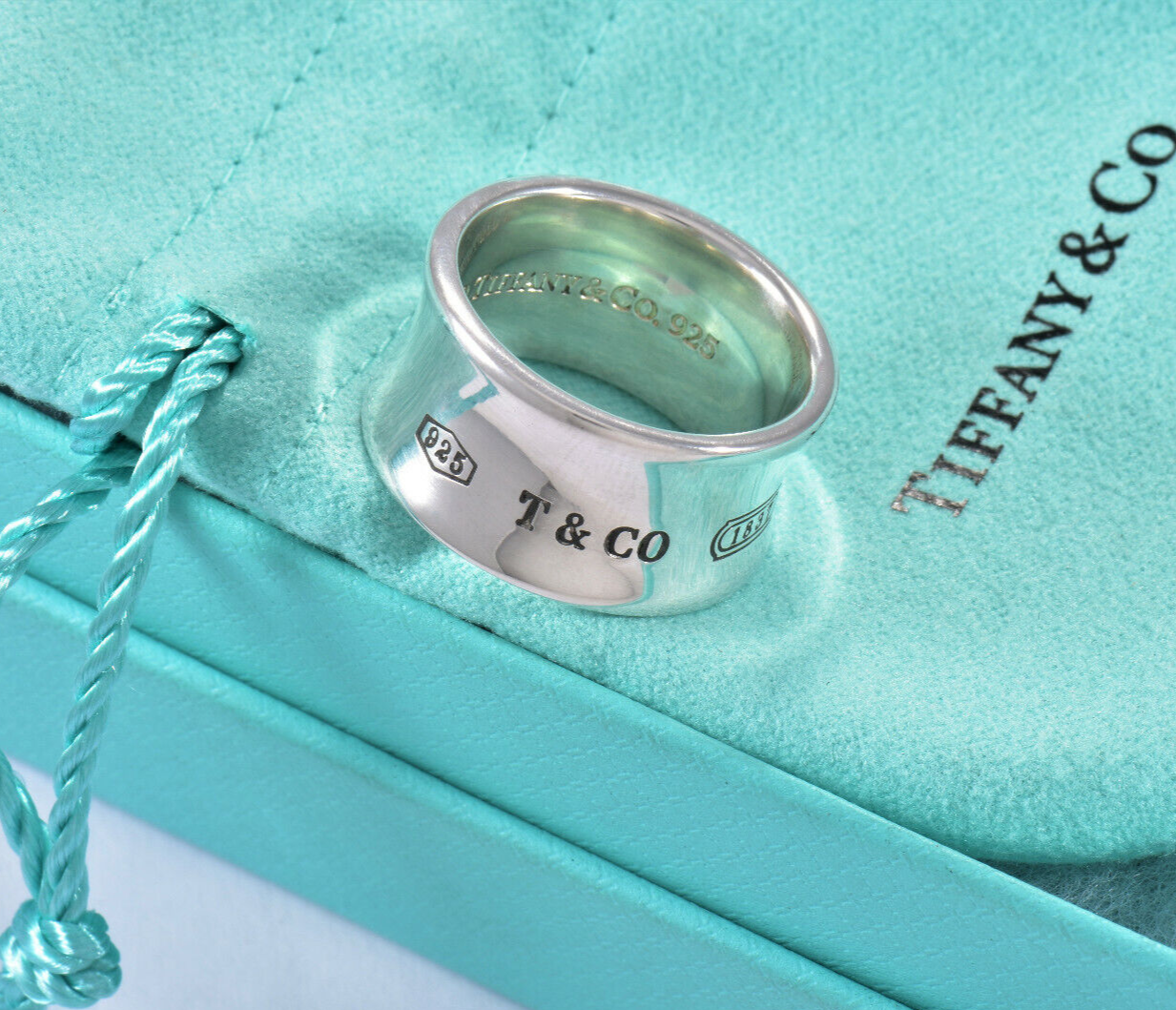 Tiffany & Co Sterling Silver 1837 Wide Concave Band Size 10 Ring in Box Unisex