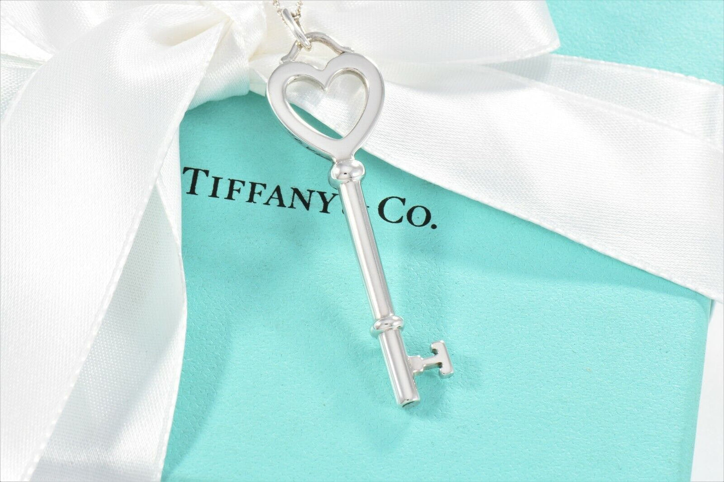 Tiffany & Co Silver Large 2" Heart Key Charm Pendant XL 21" Chain Necklace Pouch