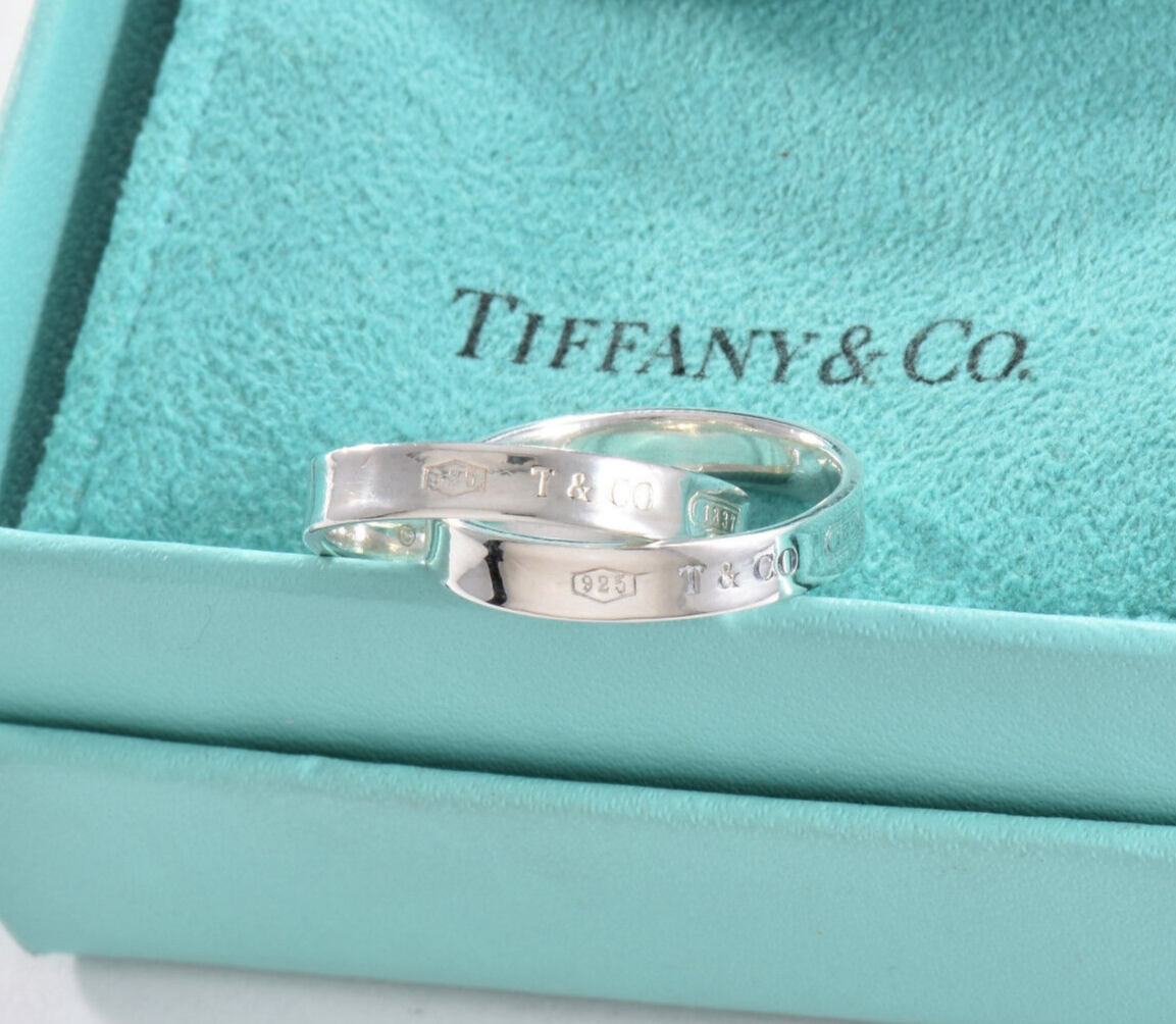 Tiffany & Co Sterling Silver 1837 Double Interlocking Rings Size 5.5 Pouch Band