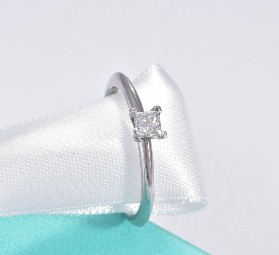 Tiffany & Co Platinum .23 ct Solitaire Diamond Knife Edge Band Ring Size 7 Boxed