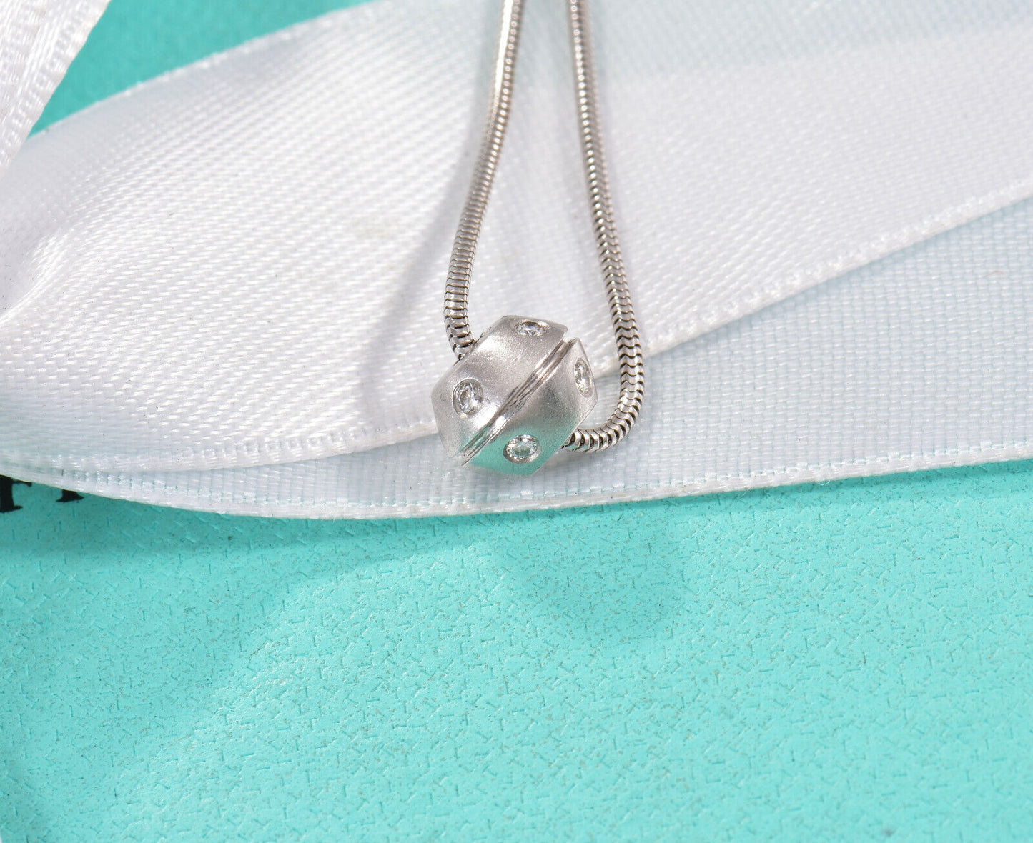 Tiffany & Co Diamond 18K White Gold Streamerica Modern Pendant 14" Necklace