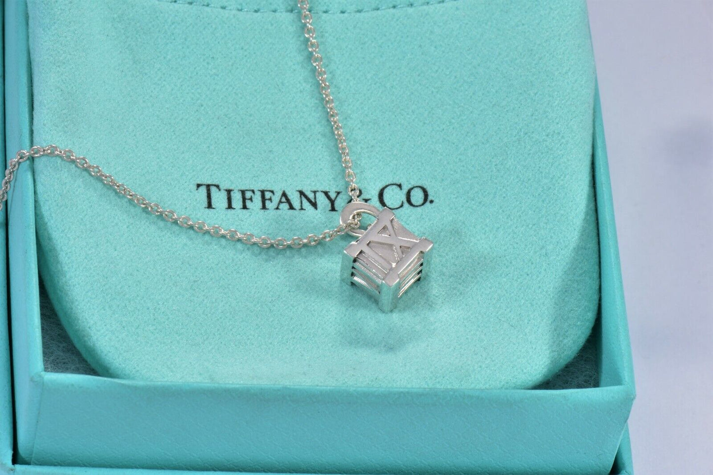 Tiffany & Co Italy Sterling Silver Atlas Cube Pendant Necklace in Pouch Rare