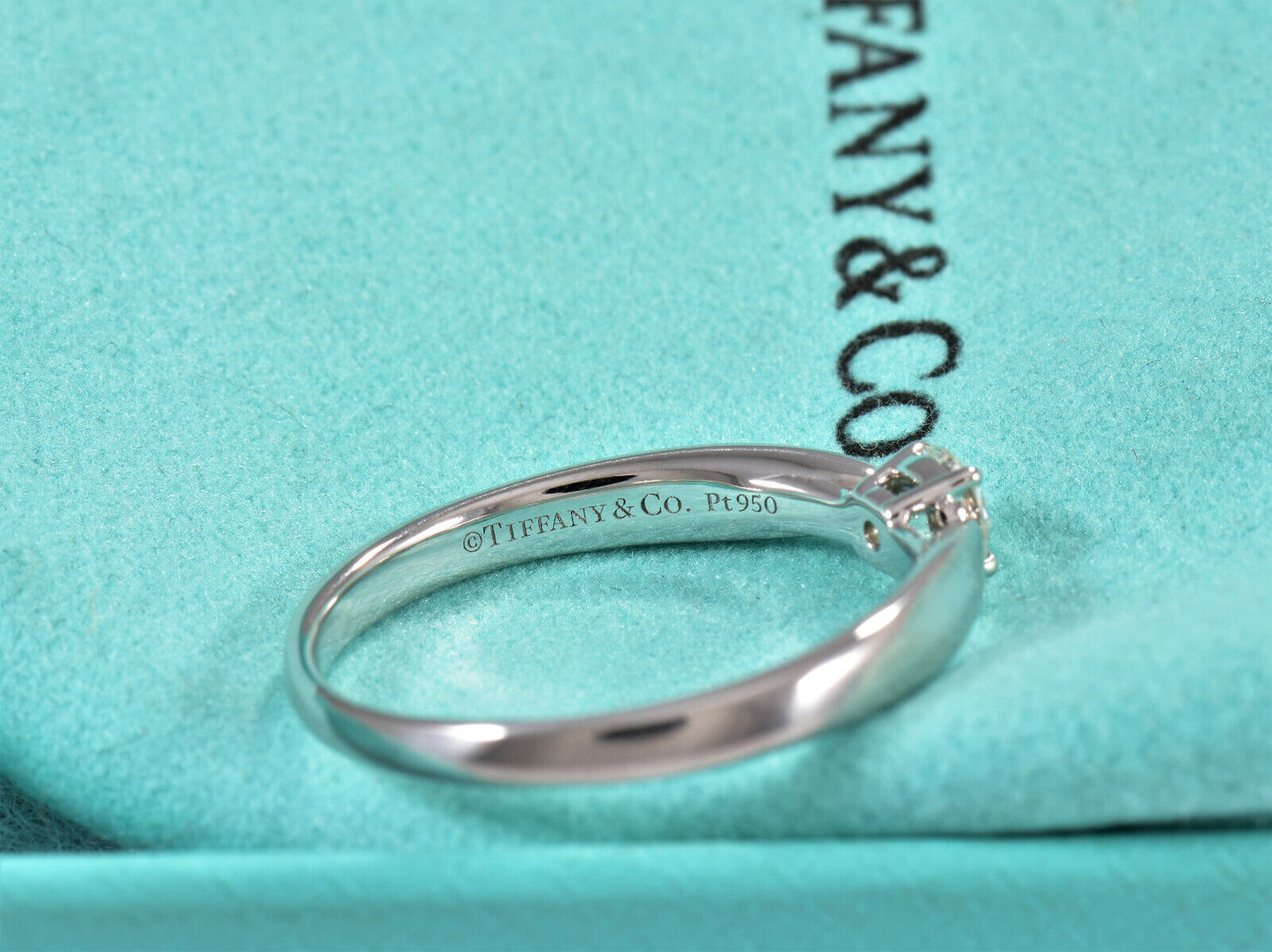 Tiffany & Co .22ct Diamond Platinum Harmony Engagement Ring Size 6.5 & Box Pouch