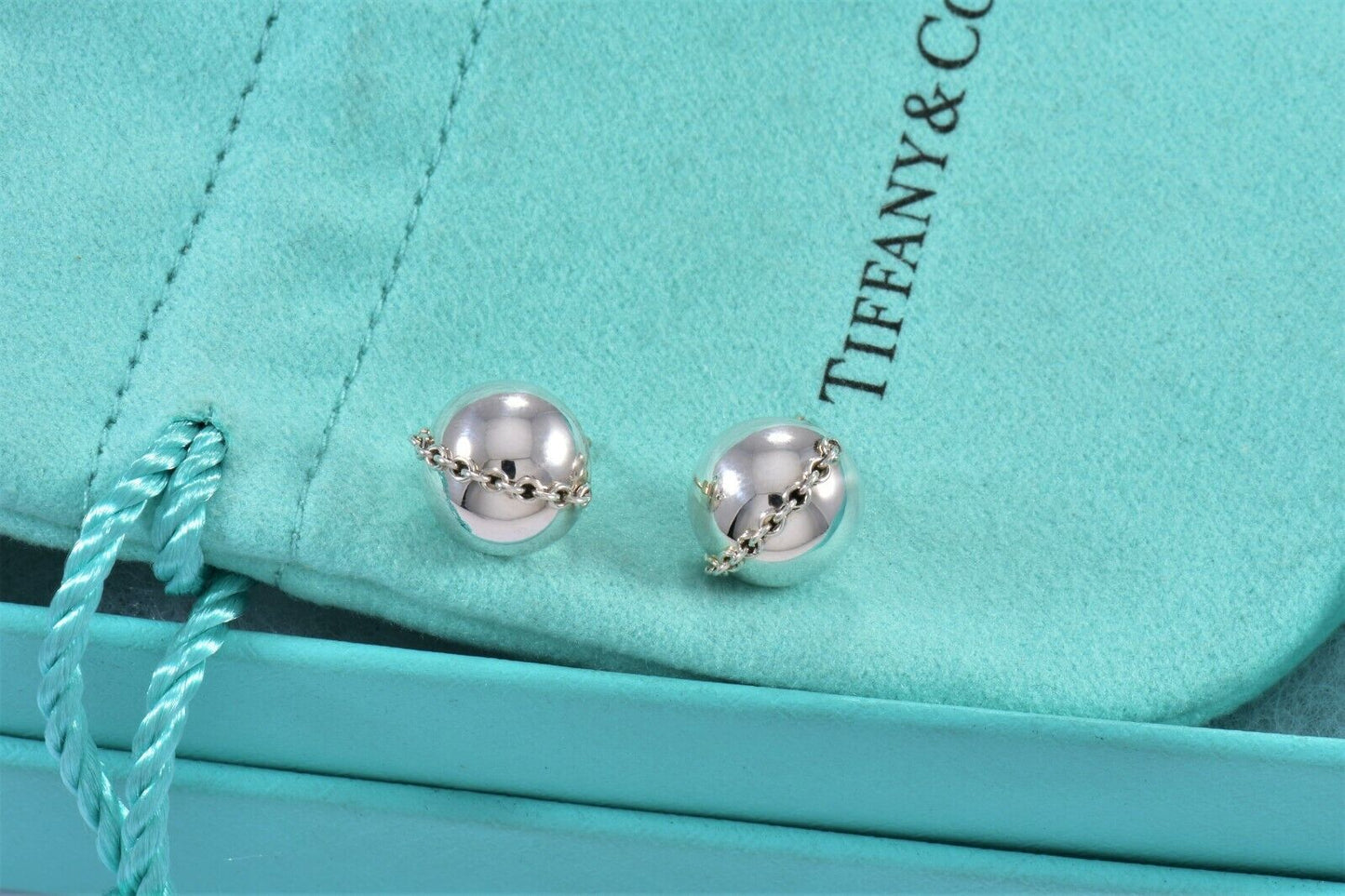 Tiffany & Co Sterling Silver HardWear Bolt Bead Stud Earrings & Box Pouch Ribbon