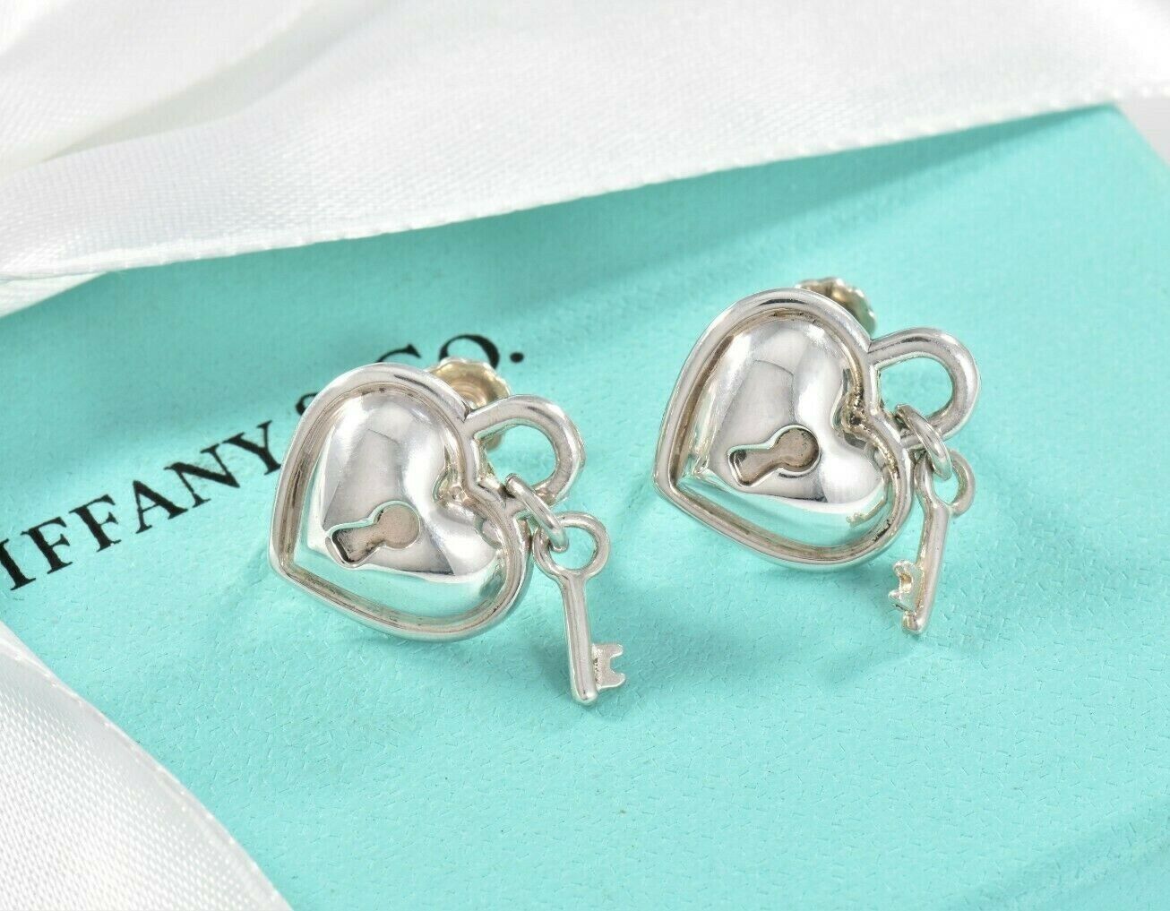 Vintage Tiffany & Co Italy Sterling Silver Heart Lock Key Earrings in Pouch Rare