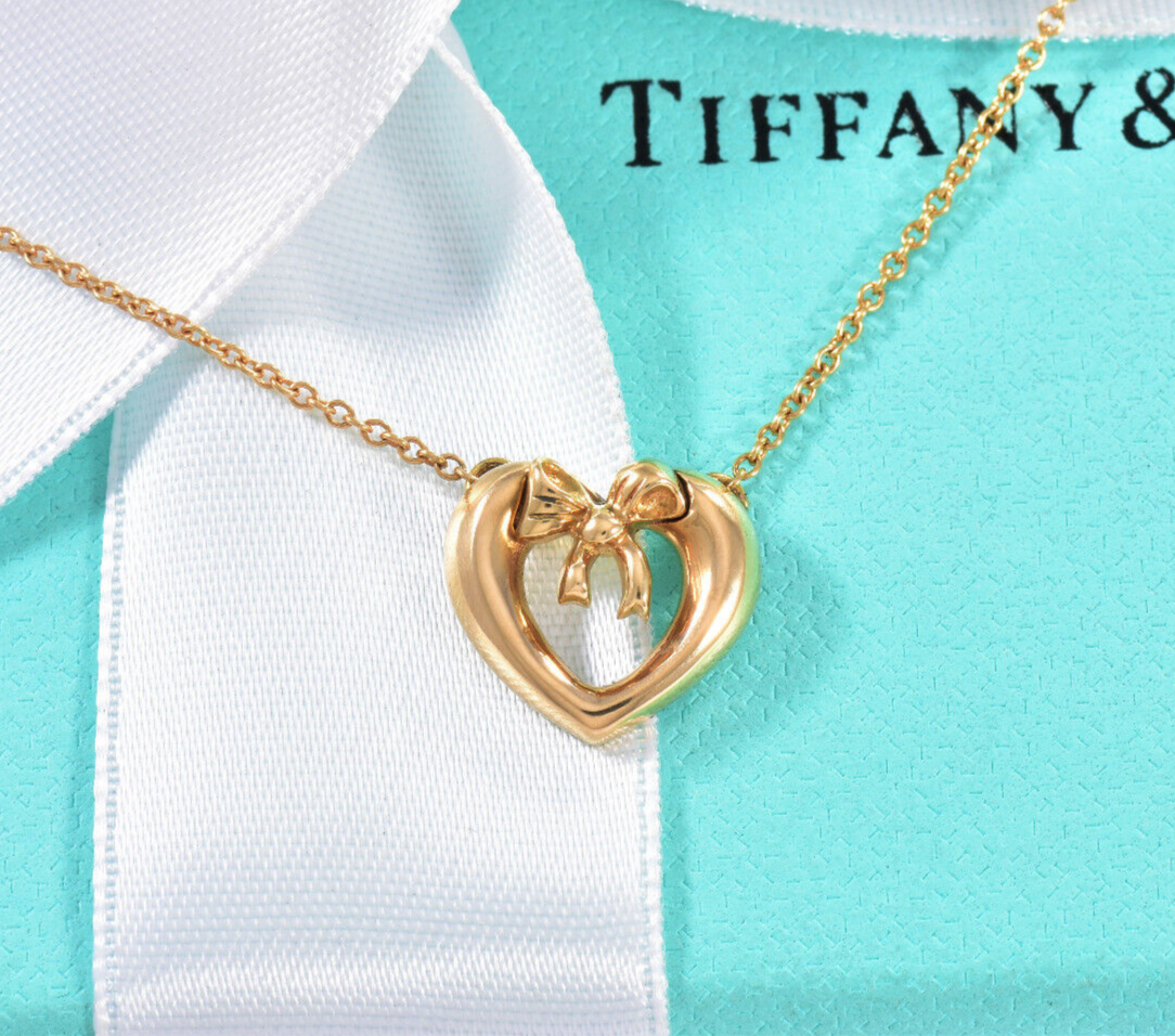 Vintage Quality Tiffany & Co 18K Gold Heart Bow 16.5" Necklace in Box Pouch Rare