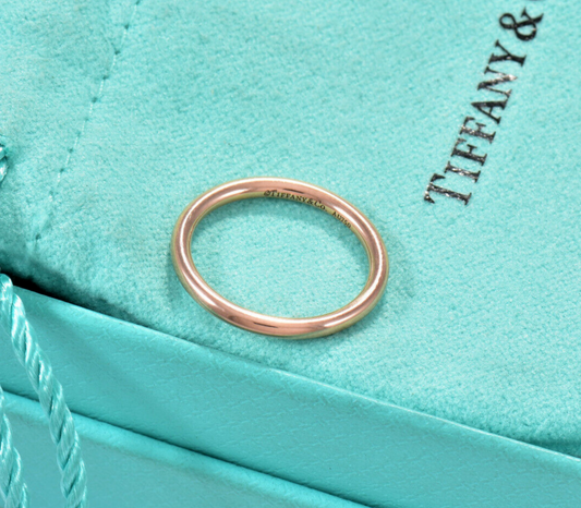 Tiffany & Co 18K Rose Gold Thin 1.5mm Narrow Stacking Band Midi Tip Ring Size 4