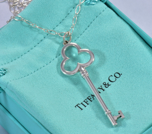 Tiffany & Co Silver Large 2.25" Trefoil Key Pendant 16.75" Oval Chain Necklace