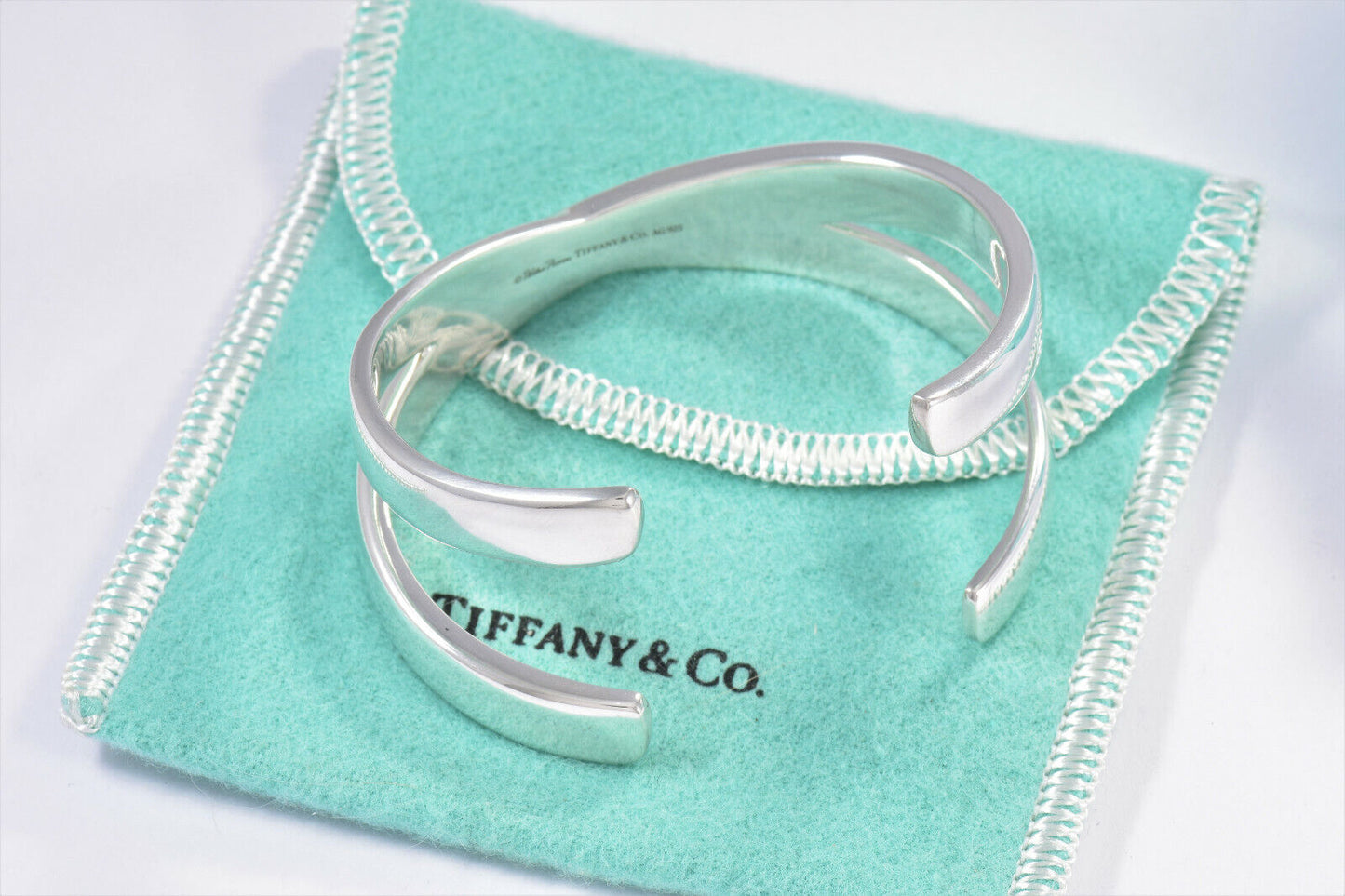 Tiffany & Co Silver Paloma Picasso Graffiti X Cuff Bracelet Size Small in Pouch