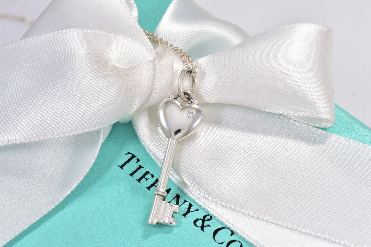 Tiffany & Co Diamond Silver Heart Key Pendant 18" Chain Necklace in Pouch Rare