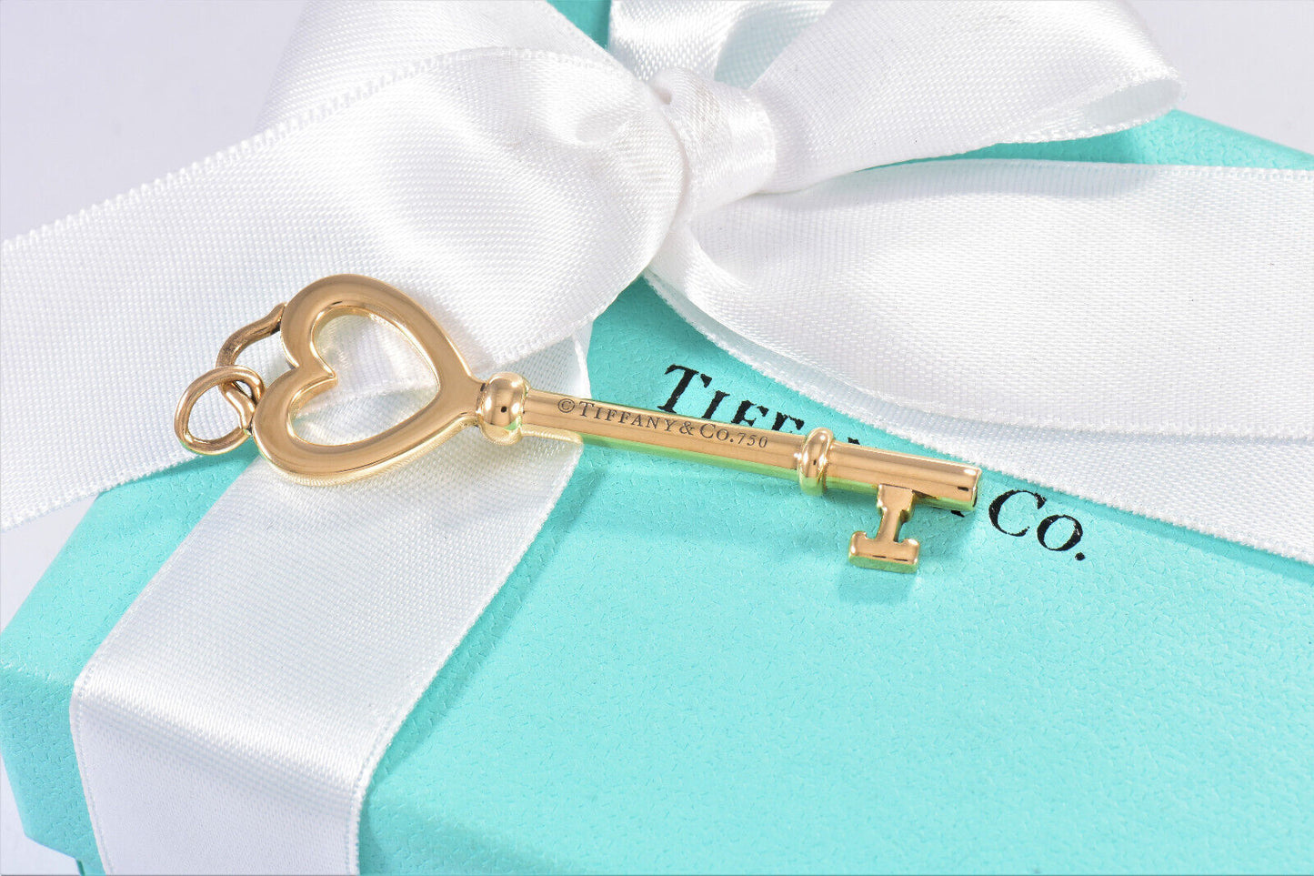 Tiffany & Co 18K Yellow Gold 2.25" Heart Key Pendant for Necklace Bracelet Charm