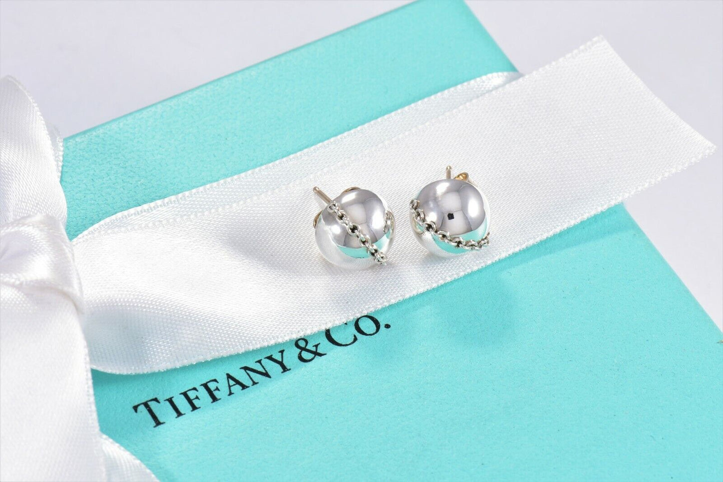 Tiffany & Co Sterling Silver HardWear Bolt Bead Stud Earrings & Box Pouch Ribbon