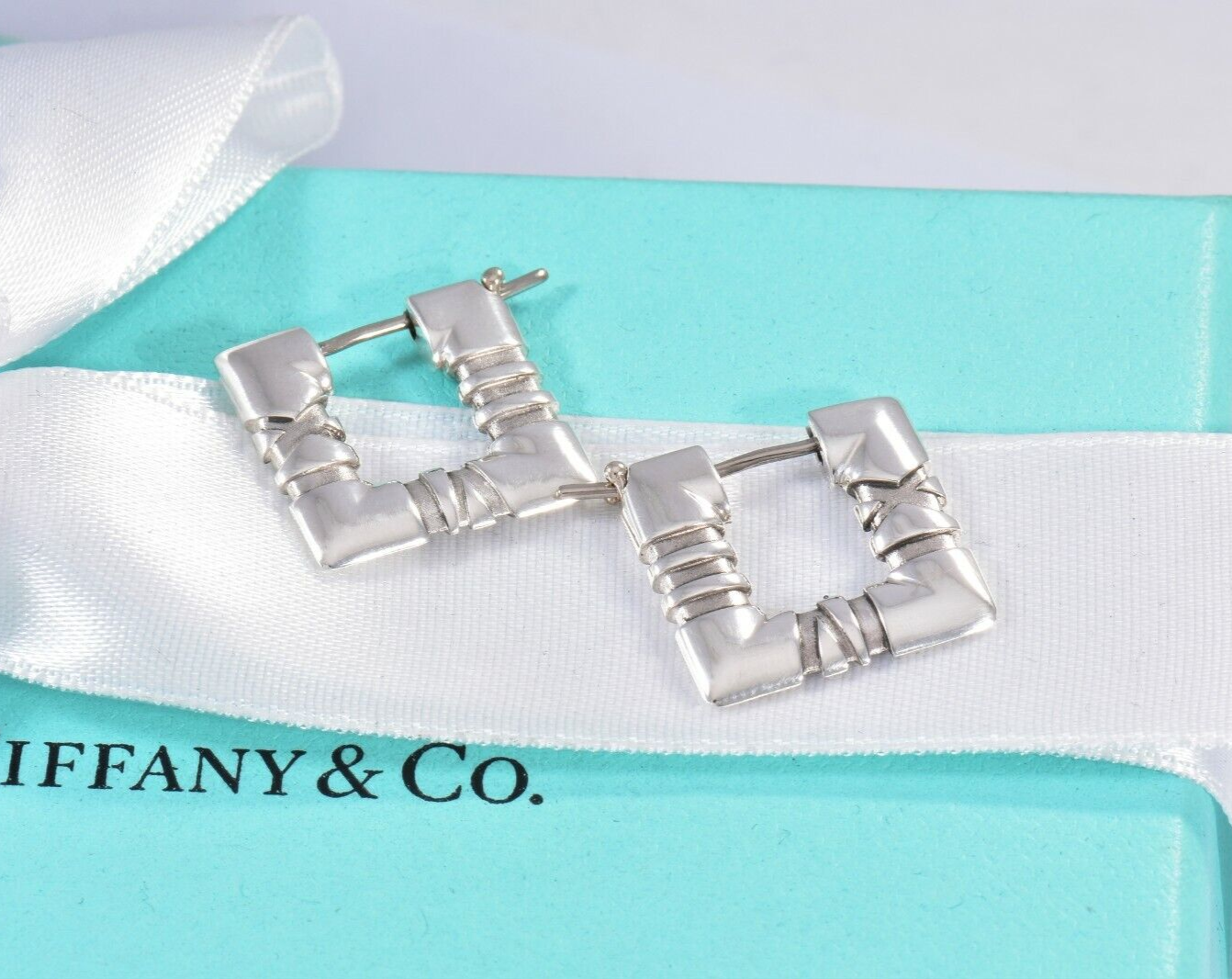 Tiffany & Co Sterling Silver Atlas Square Hoop Earrings in Pouch Roman Numeral