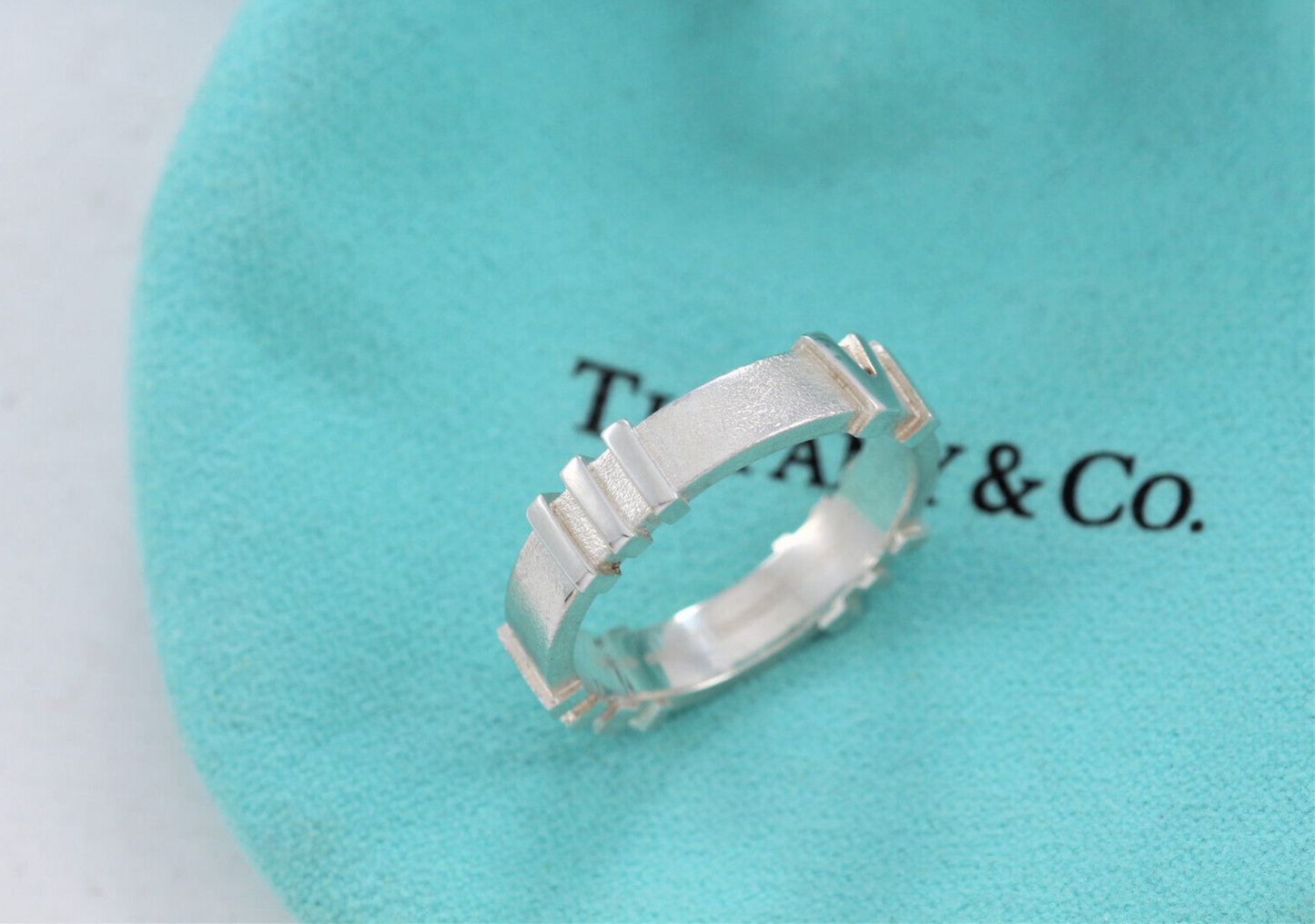 Tiffany & Co Brushed Silver Atlas Roman Numeral Matte Band Ring Size 7.5 & Pouch