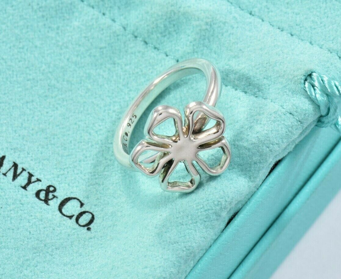 Tiffany & Co Sterling Silver Hibiscus Flower Ring Size 6.5 in Pouch Open Nature