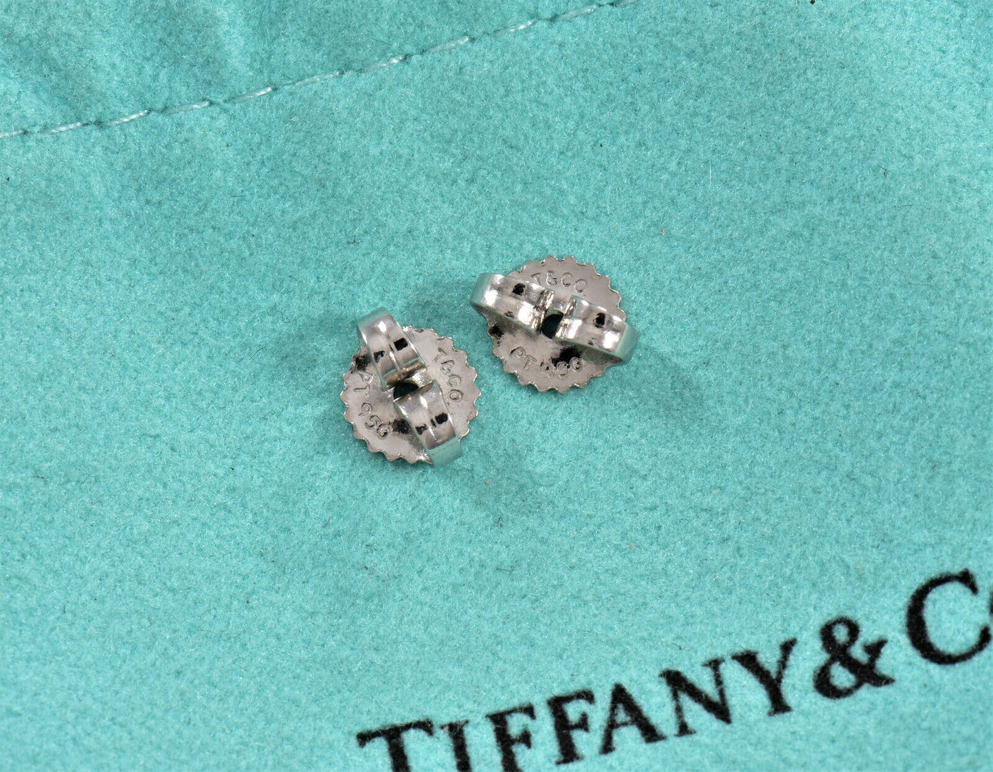 Tiffany & Co Platinum Elsa Peretti Teardrop Stud Earrings in Box Pouch Rare