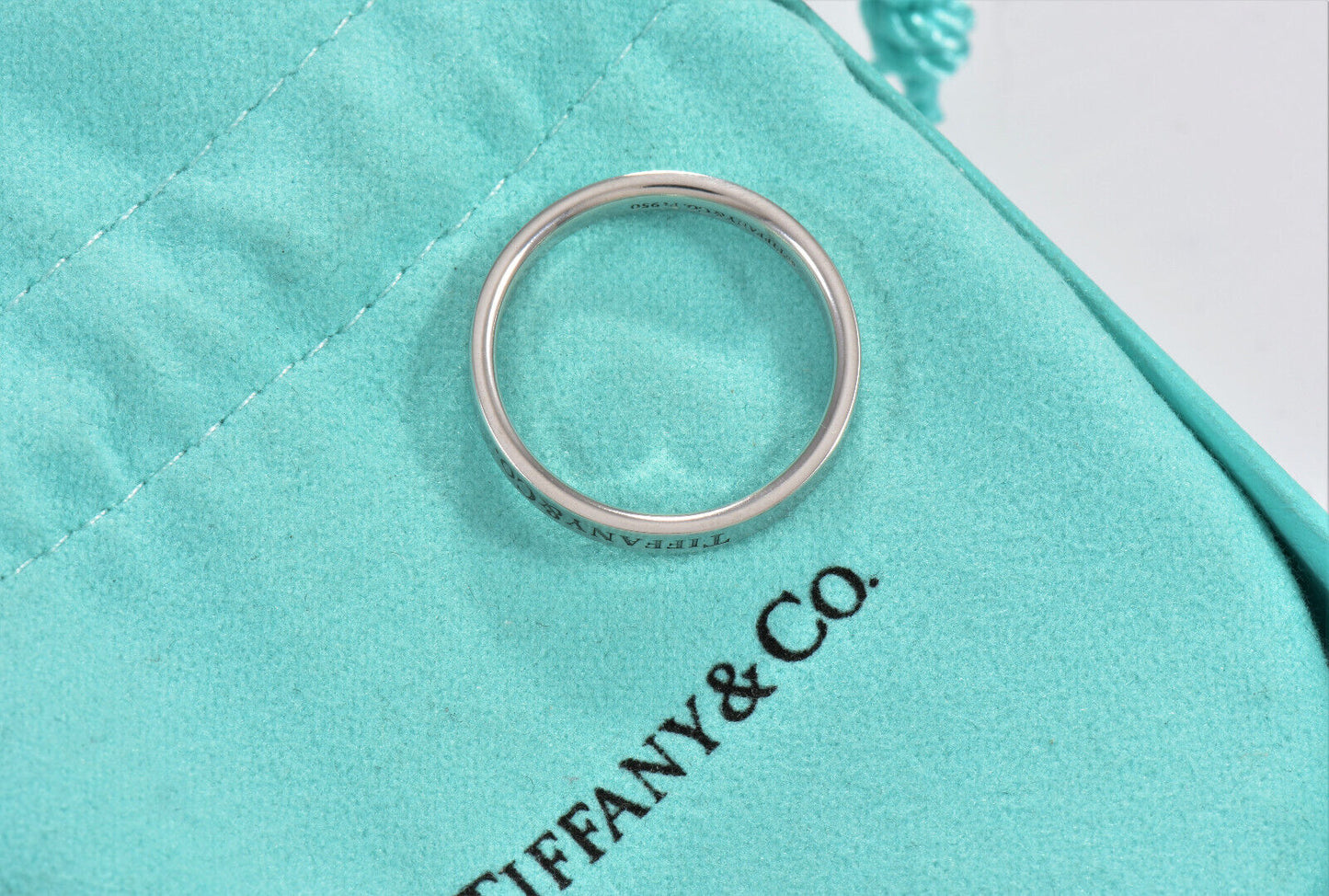 Tiffany & Co Platinum Narrow 3mm Band Ring Size 8 in Box Pouch Rare Love