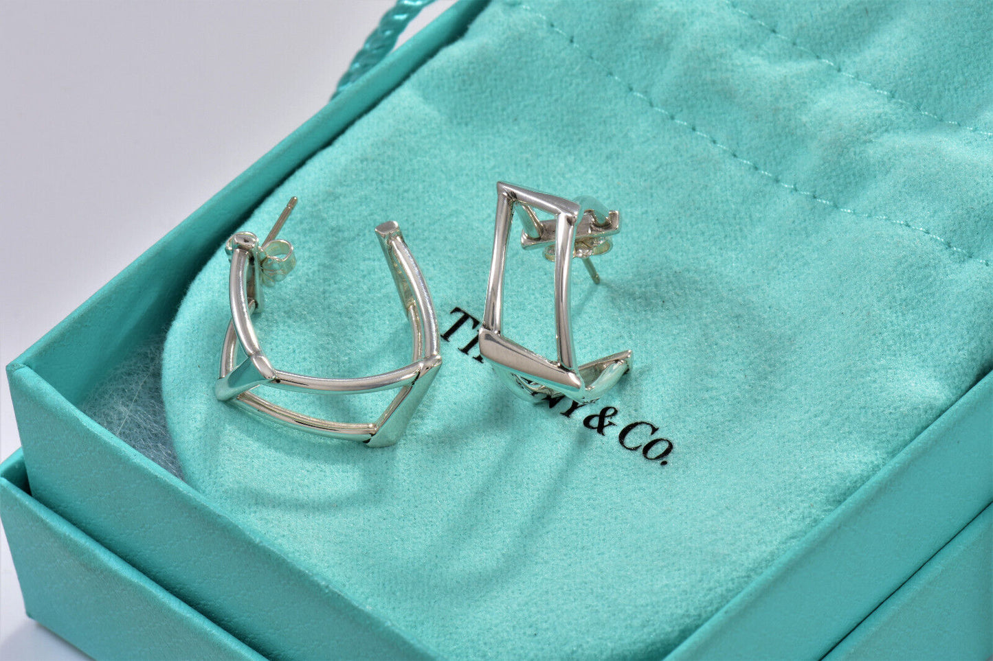 Tiffany & Co Silver Gehry Open Torque Square .75" Hoop Earrings & Box Pouch Rare