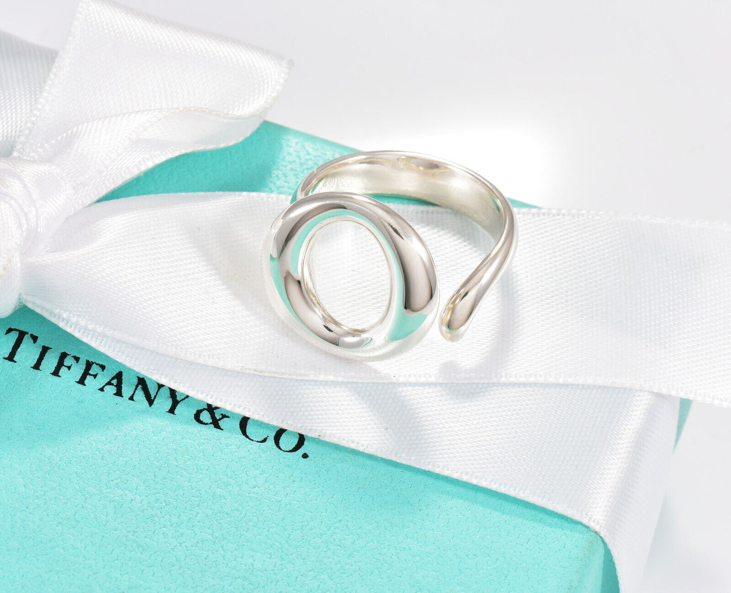 Tiffany & Co Silver Elsa Peretti Sevillana O Ring Size 9.5 in Box Pouch Ribbon