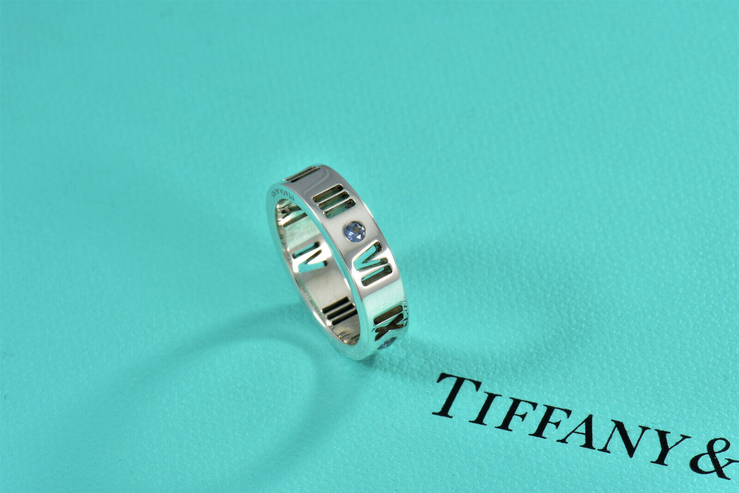 Tiffany & Co Silver Montana Sapphire Atlas Roman Numeral Ring Size 4.5 in Pouch