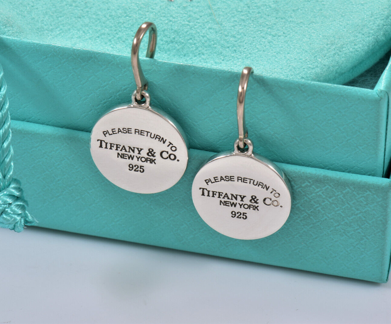 Please Return To Tiffany & Co Silver Round Disk Circle Hook Earrings & Box Pouch