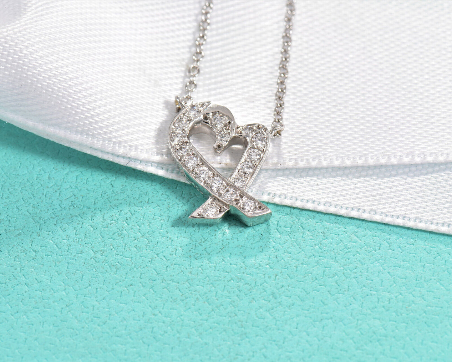 Tiffany & Co Diamond Platinum Paloma Picasso Loving Heart Necklace in Box Rare