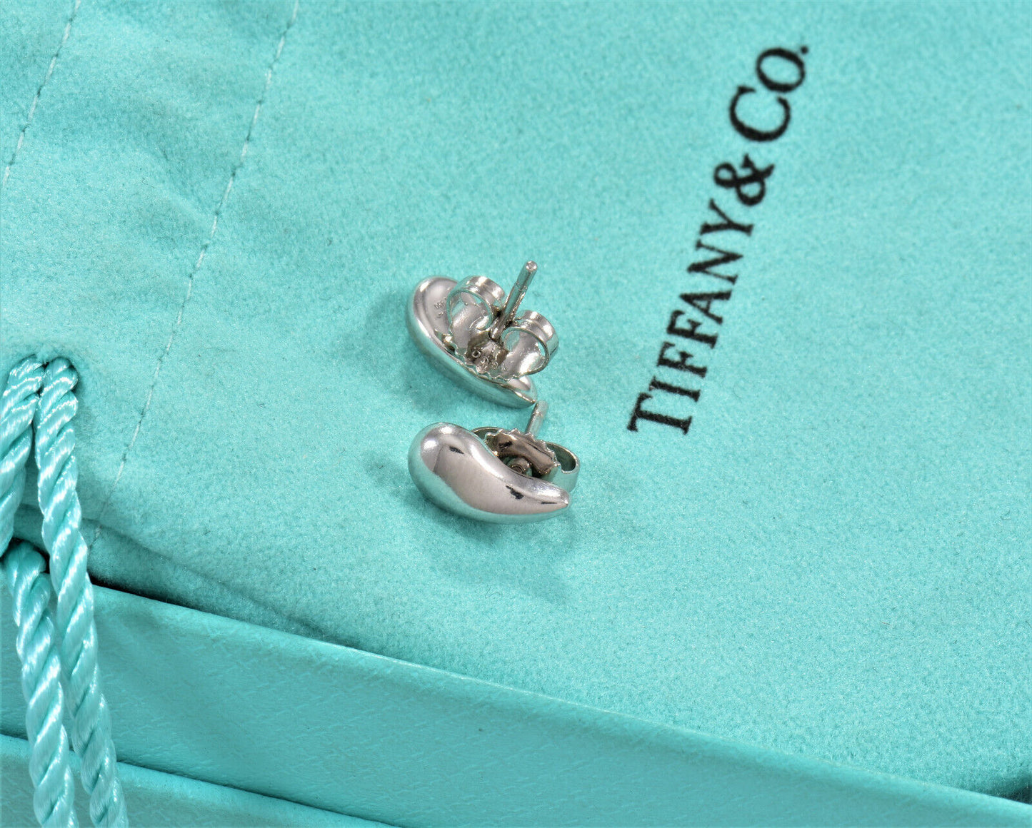 Tiffany & Co Platinum Elsa Peretti Teardrop Stud Earrings in Box Pouch Rare