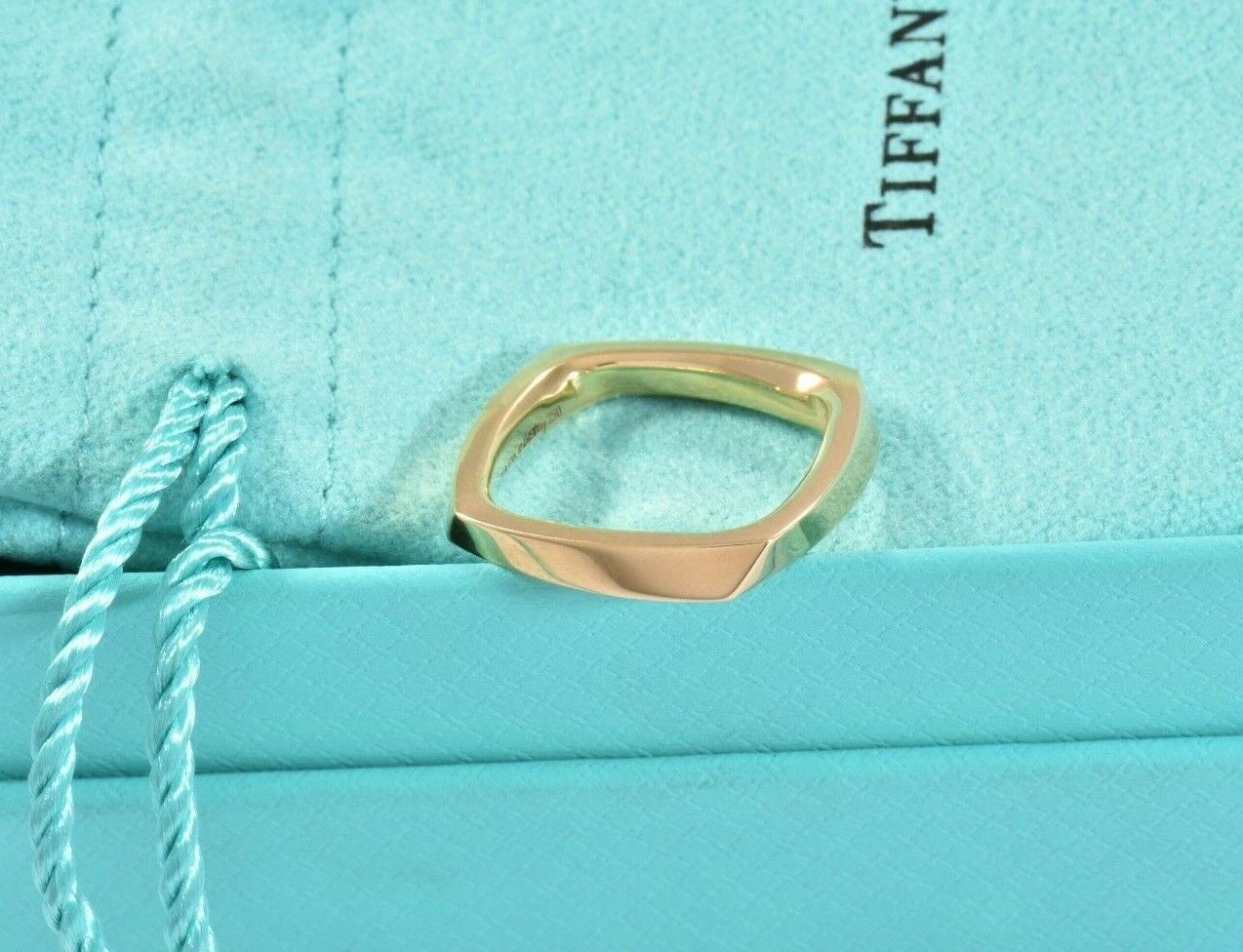 Tiffany & Co Frank Gehry 18K Yellow Gold Torque Square Ring Size 6 Rare in Box