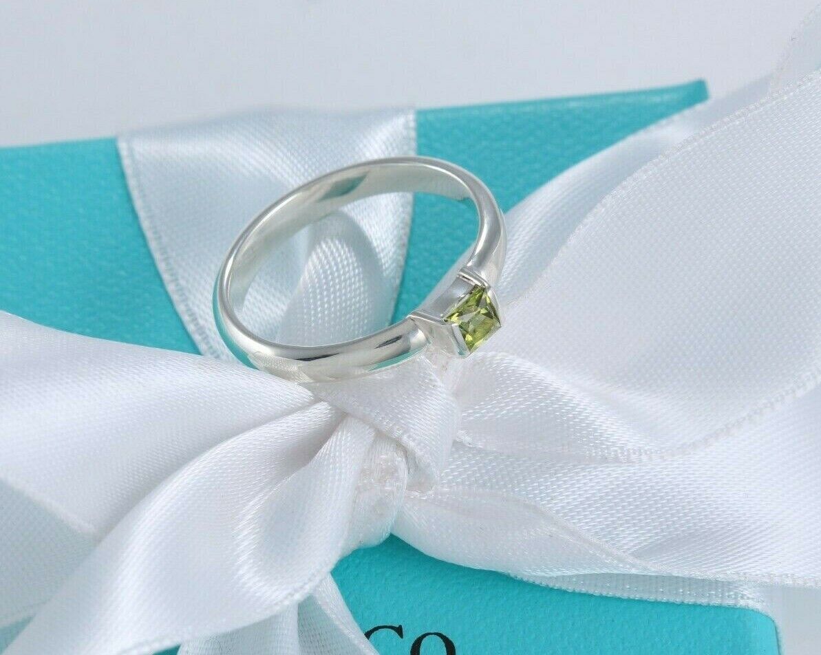 Tiffany & Co Sterling Silver Green Peridot Square Stack Band Ring Size 5 Boxed