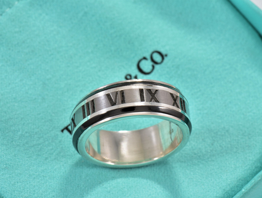 Tiffany & Co Sterling Silver Wide Atlas Roman Numeral Band Size 9.5 Ring & Pouch