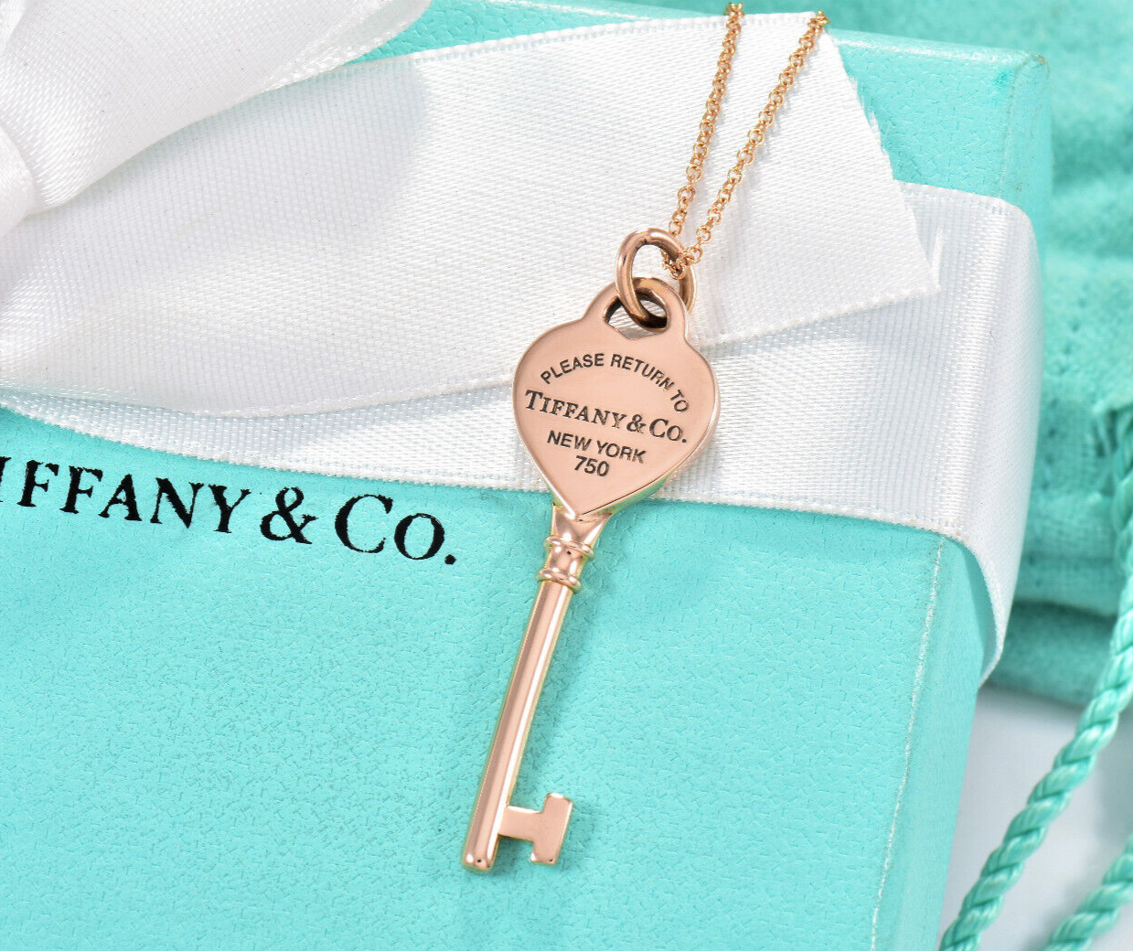 Please Return To Tiffany & Co 18K Rose Gold Heart Key Pendant 18" Necklace Boxed