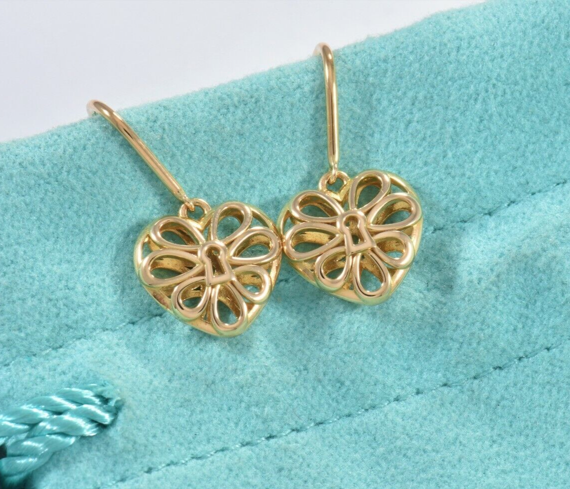 Tiffany & Co 18k Yellow Gold Filigree Heart Keyhole Hook Earrings in Box Pouch