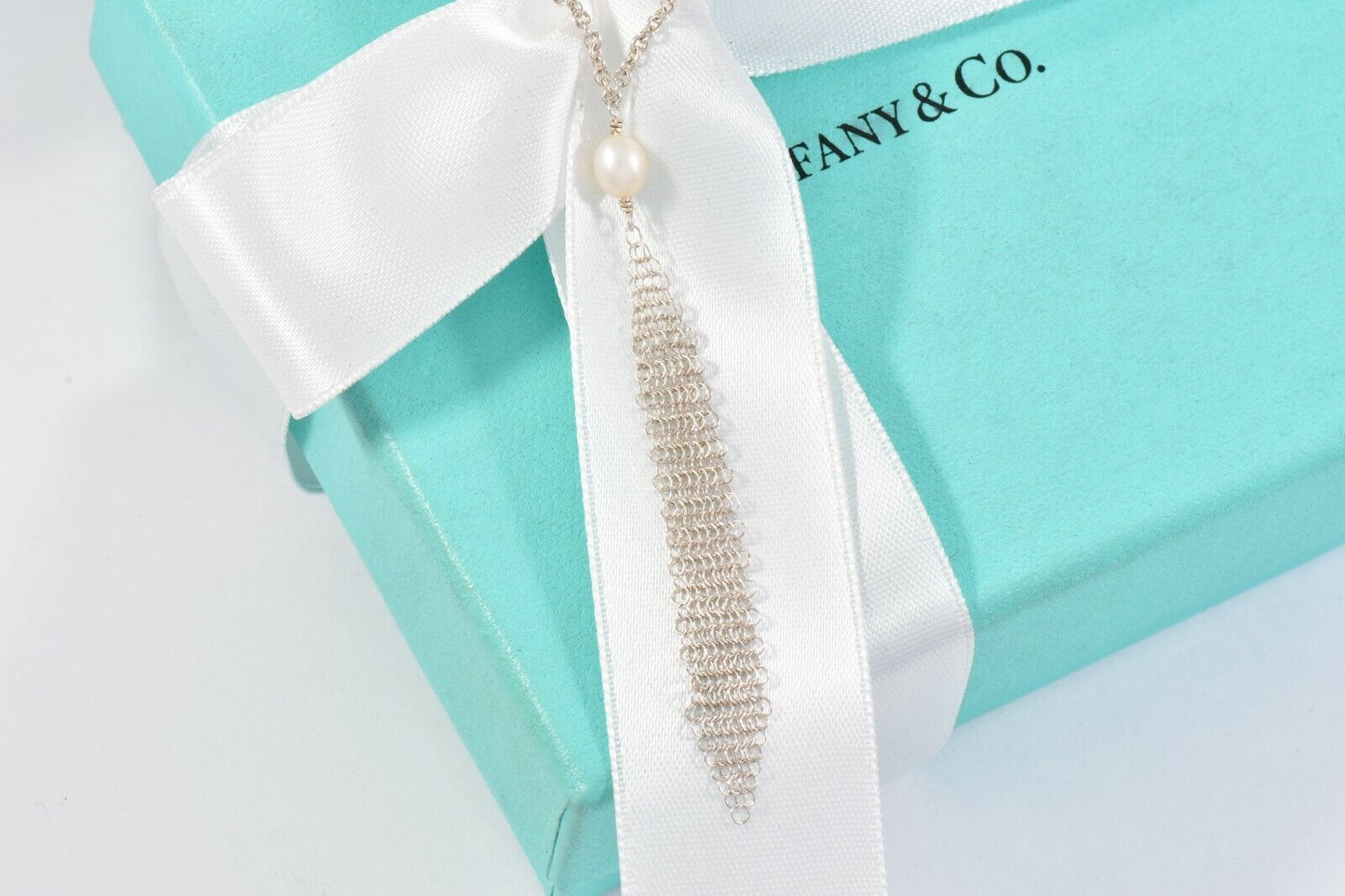 Tiffany & Co Silver Elsa Peretti Somerset Mesh Pearl Dangle Pendant Necklace Box