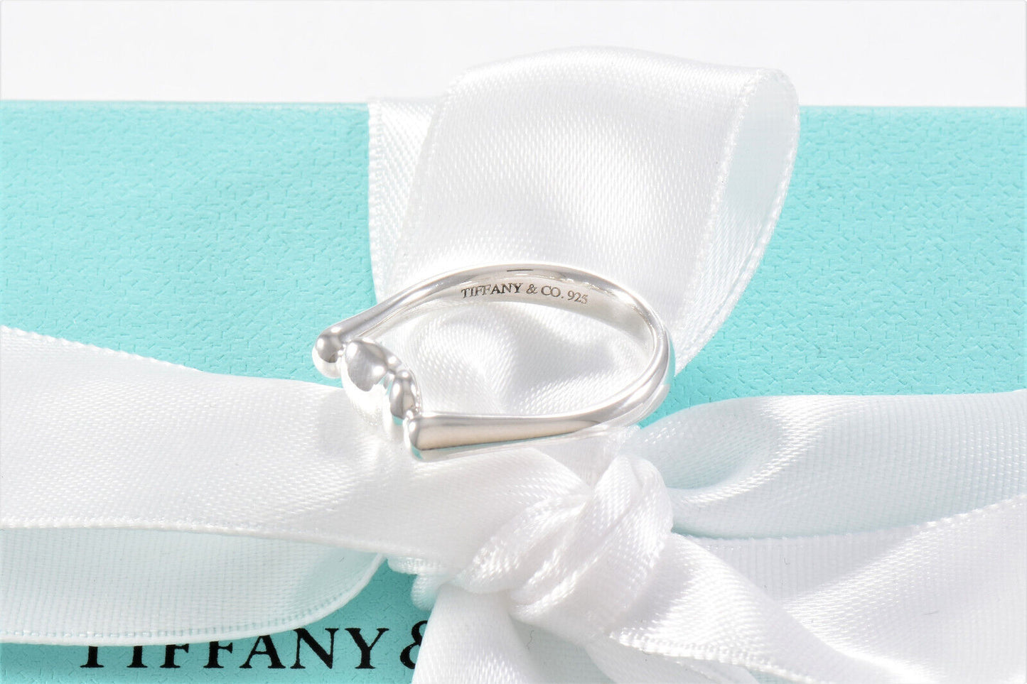 Tiffany & Co Sterling Silver Elsa Peretti Bean Ring Mini Size 6 Box Pouch Lovely