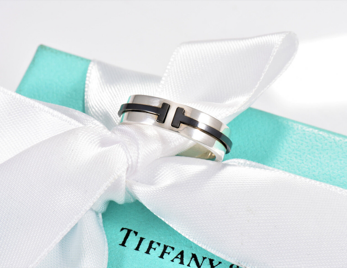 Tiffany & Co Silver Titanium T Square 6mm Wide Band Ring Size 6.5 in Pouch Rare