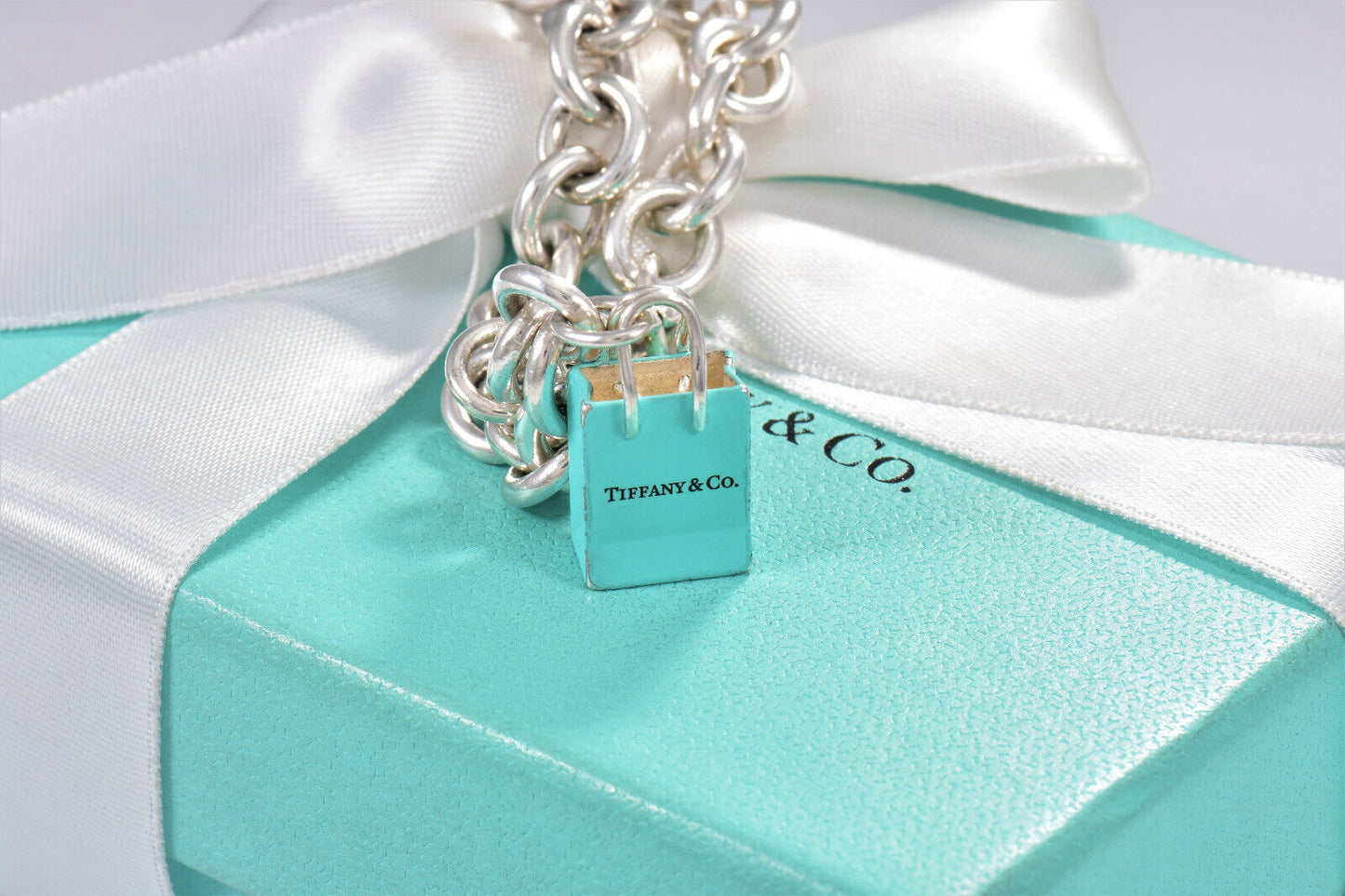 Tiffany & Co Silver Blue Enamel Shopping Bag Charm 7.75" Chain Link Bracelet