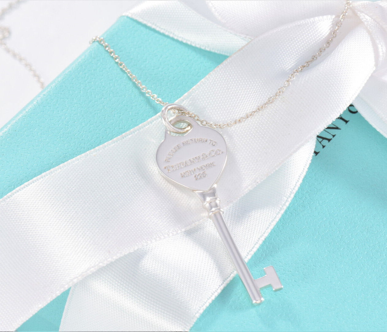 Please Return To Tiffany & Co Sterling Silver Heart Key 19.25" Necklace in Pouch