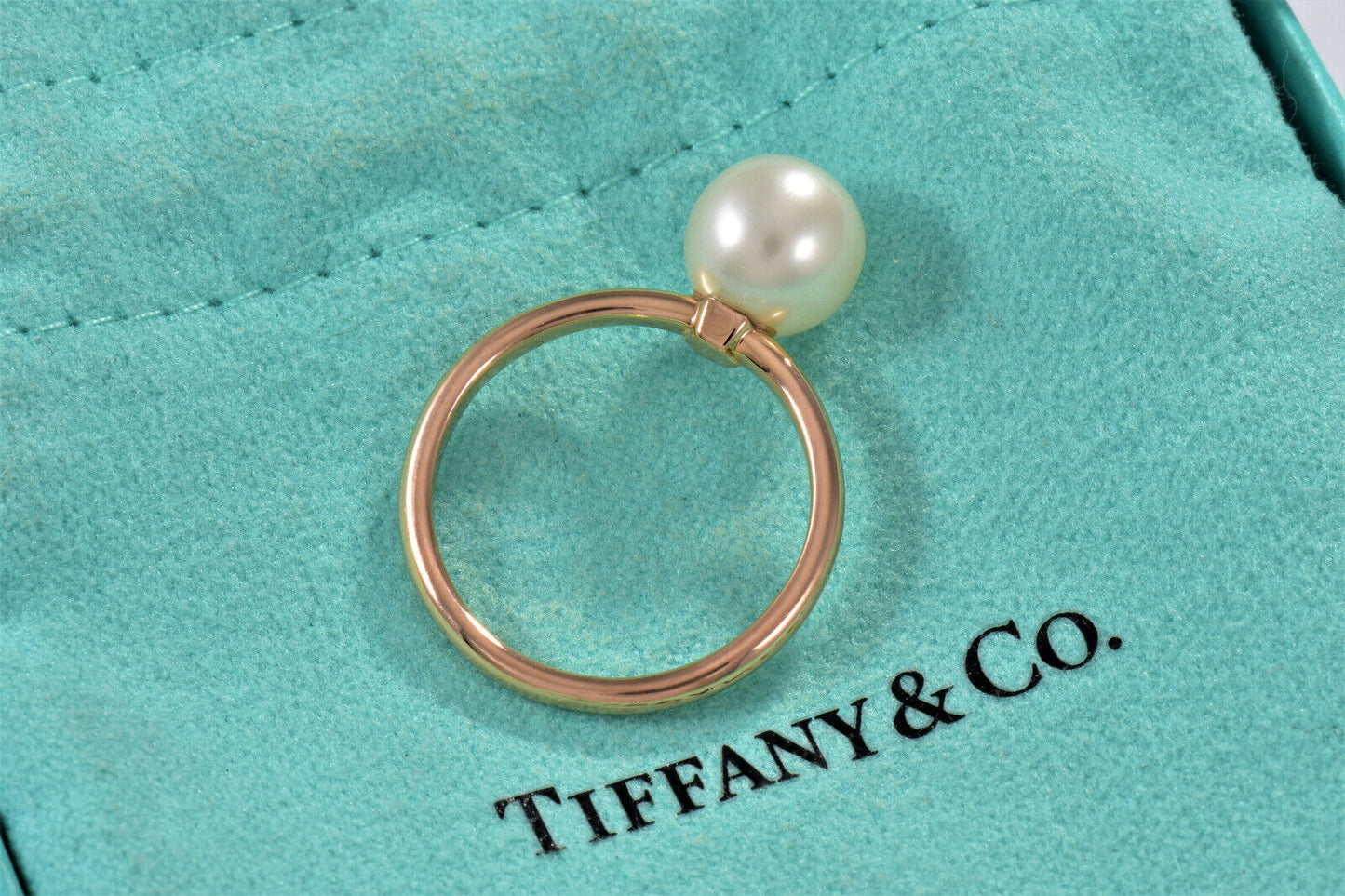 Tiffany & Co 18K Rose Gold Hardwear Pearl 9mm Ball Bead Ring Size 7 Rare Band