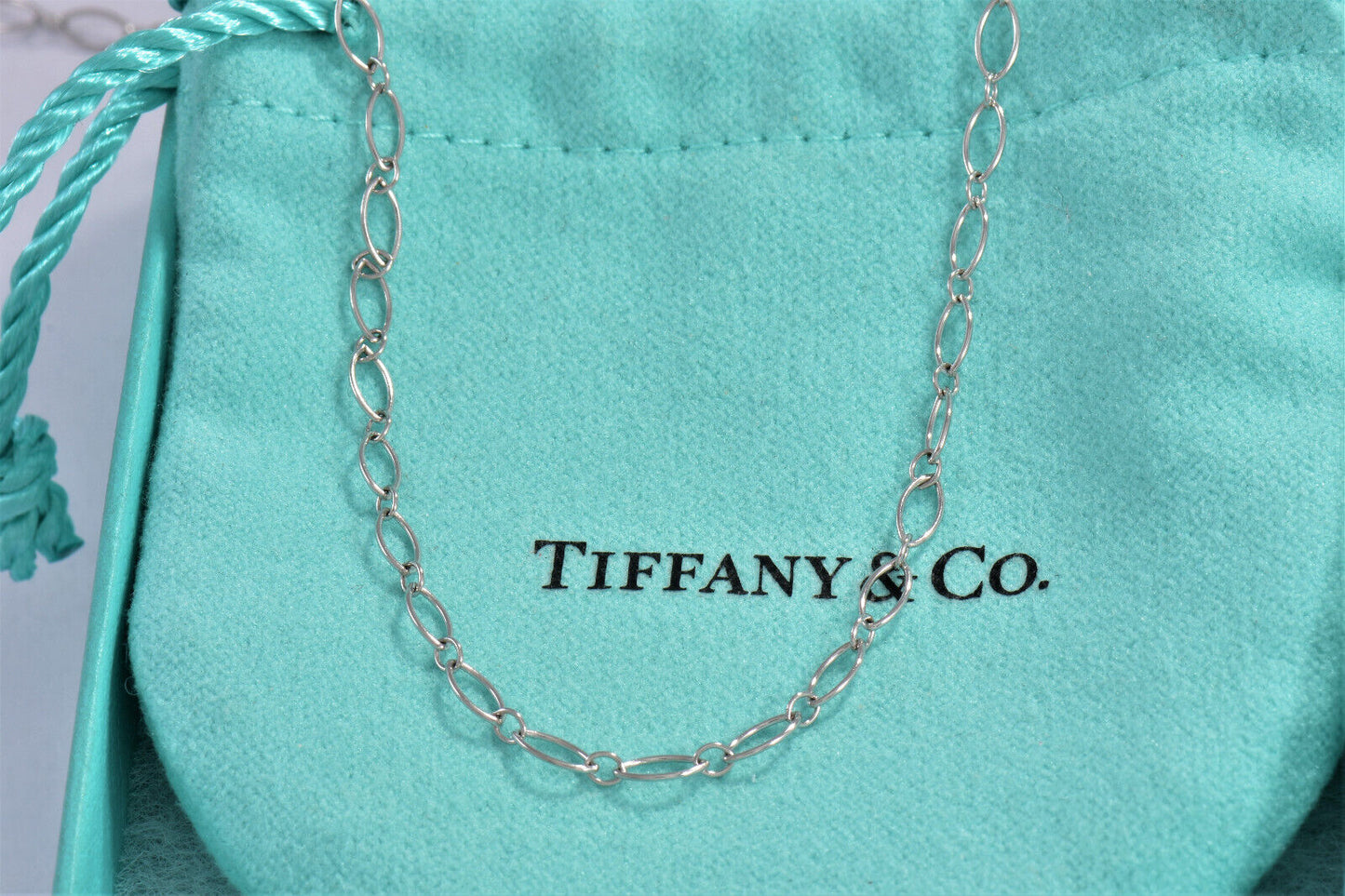 Tiffany & Co 18K White Gold Oval Link Chain 16.25" Necklace For Pendant in Pouch