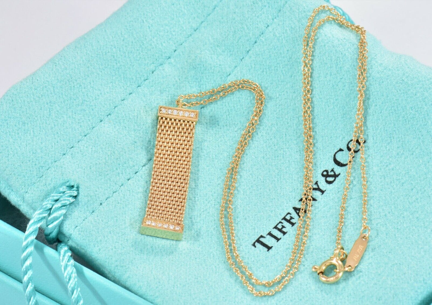 $2,600 Tiffany & Co Diamond 18K Yellow Gold Somerset Mesh Pendant Necklace Boxed