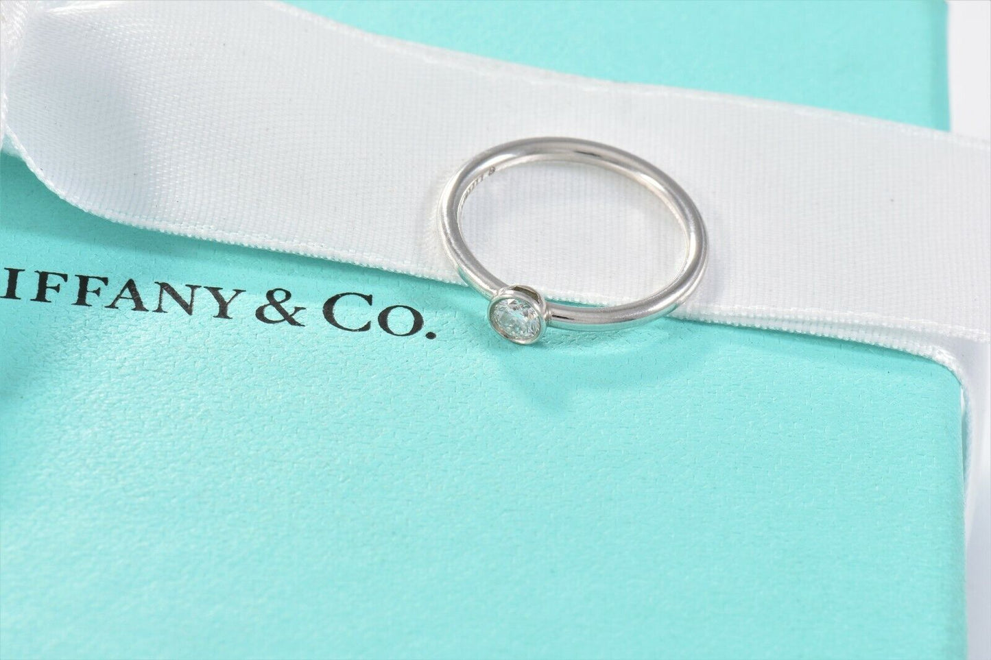 Tiffany & Co Platinum Diamond Bezet Band Ring Size 5 Boxed Solitaire Bezel Set