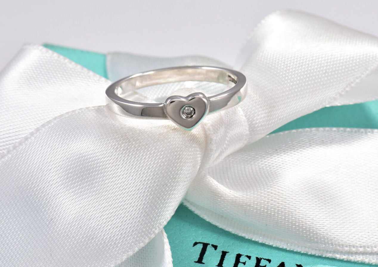 Tiffany & Co Diamond Silver Paloma Picasso Heart Stacking Band Ring Size 6 Pouch