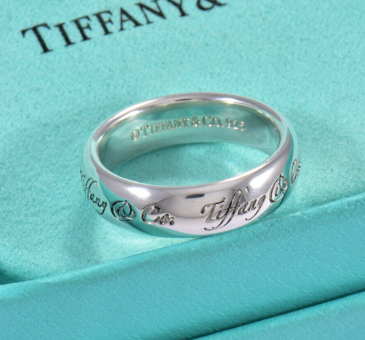 Classic Tiffany & Co Silver Notes Script Signet Wide Band Ring Size 6 Rare Pouch